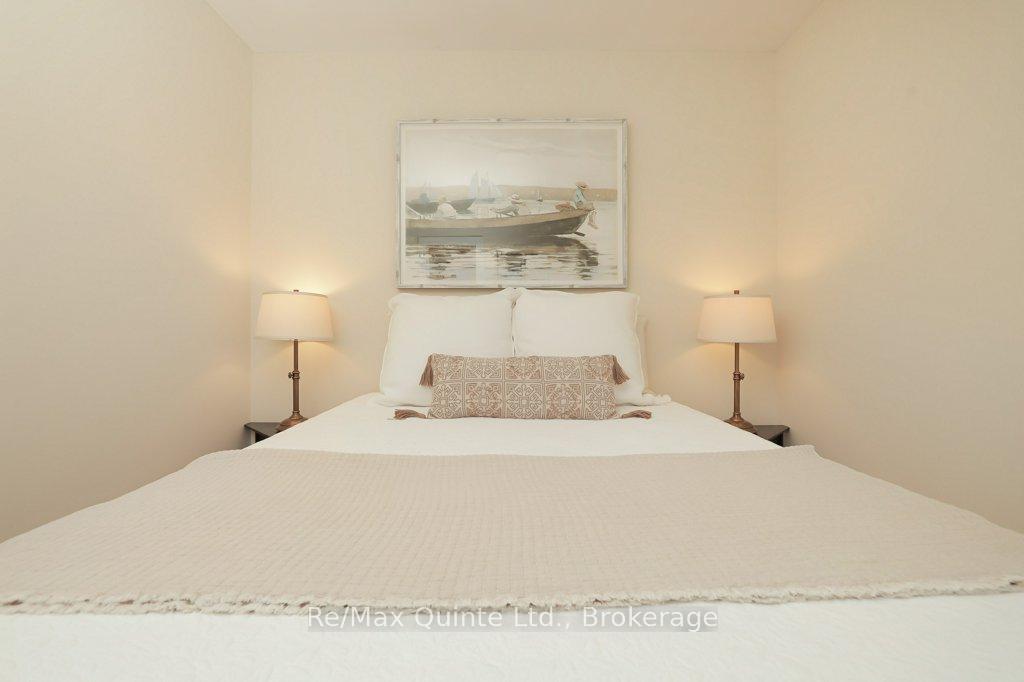 Photo 24 of 29 Joseph Street, Kawartha Lakes, Bobcaygeon — HOMEH