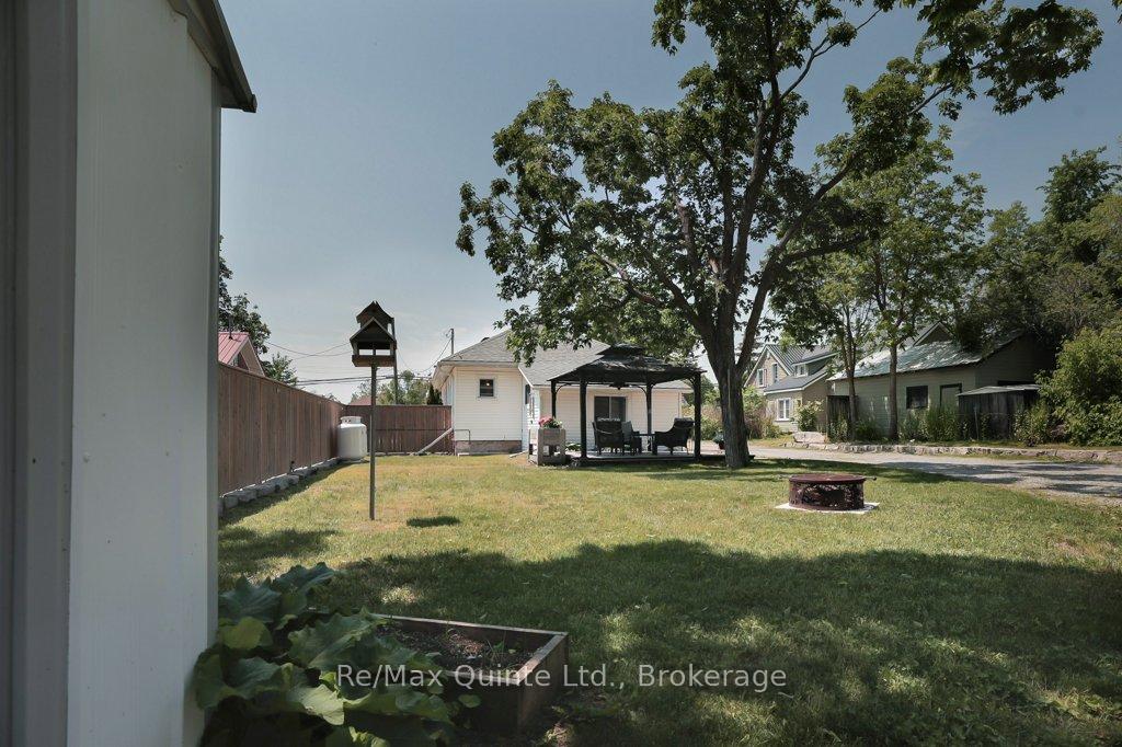 Photo 33 of 29 Joseph Street, Kawartha Lakes, Bobcaygeon — HOMEH