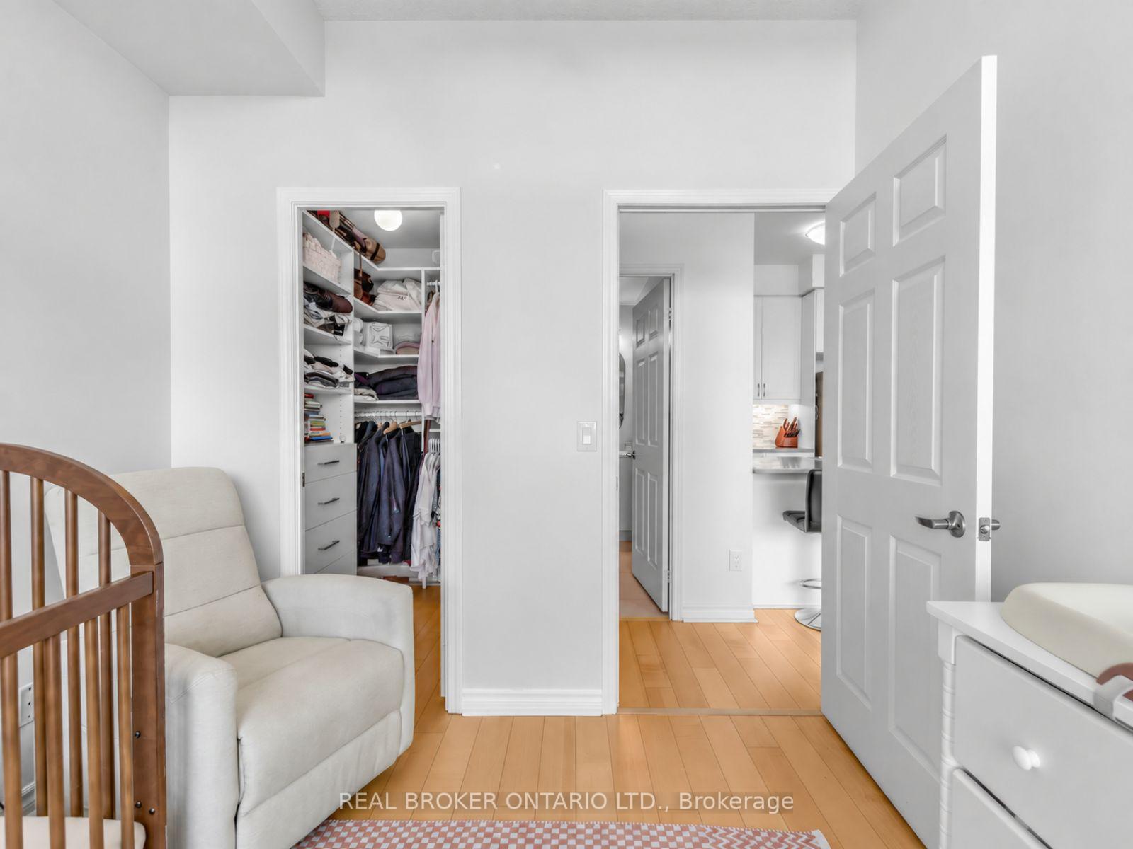 Photo 18 of Unit 1717, 25 Lower Simcoe Street, Toronto, Waterfront Communities — HOMEH