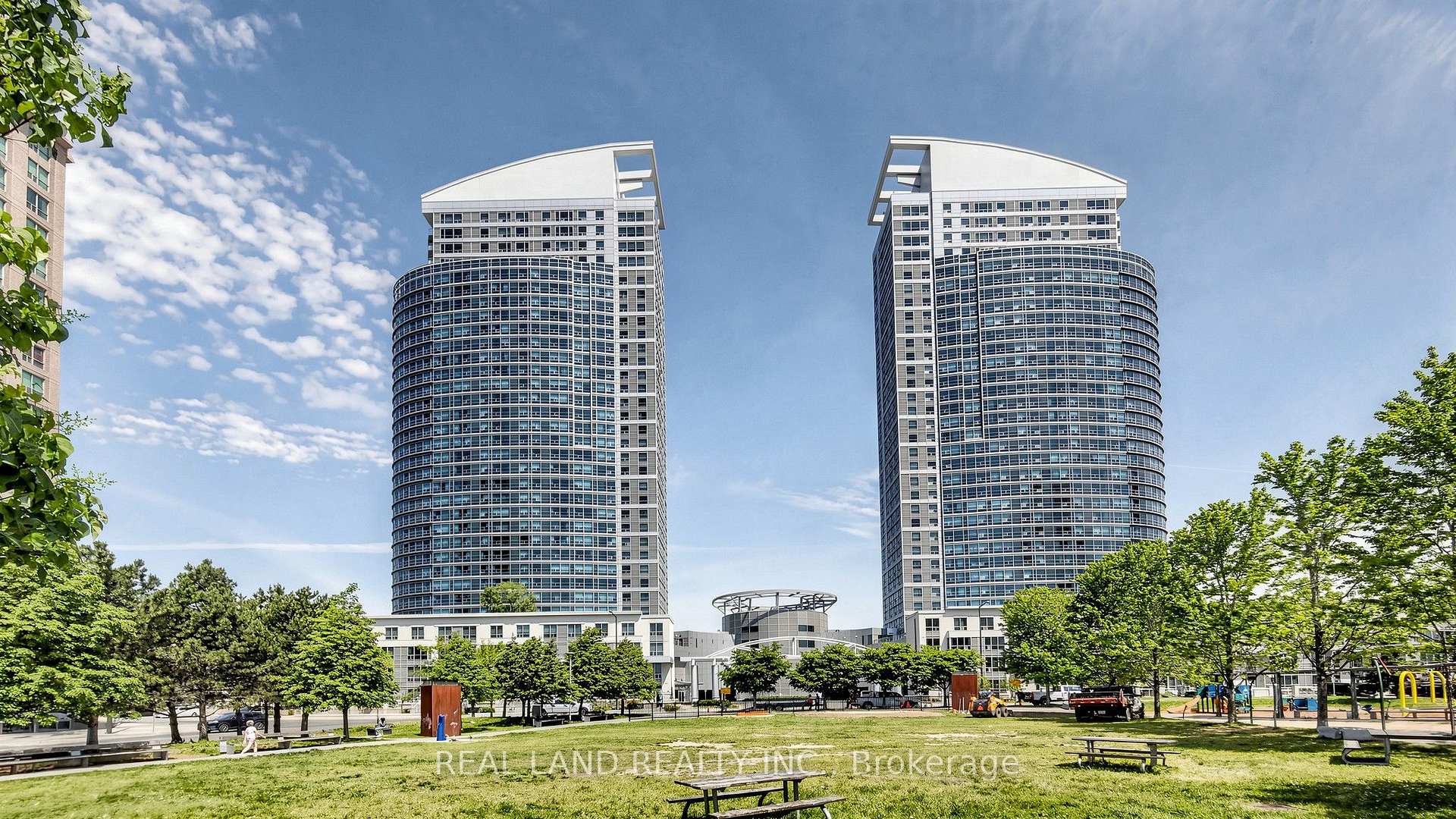 Photo 1 of Unit 1809, 38 Lee Centre Drive, Scarborough, Woburn — HOMEH