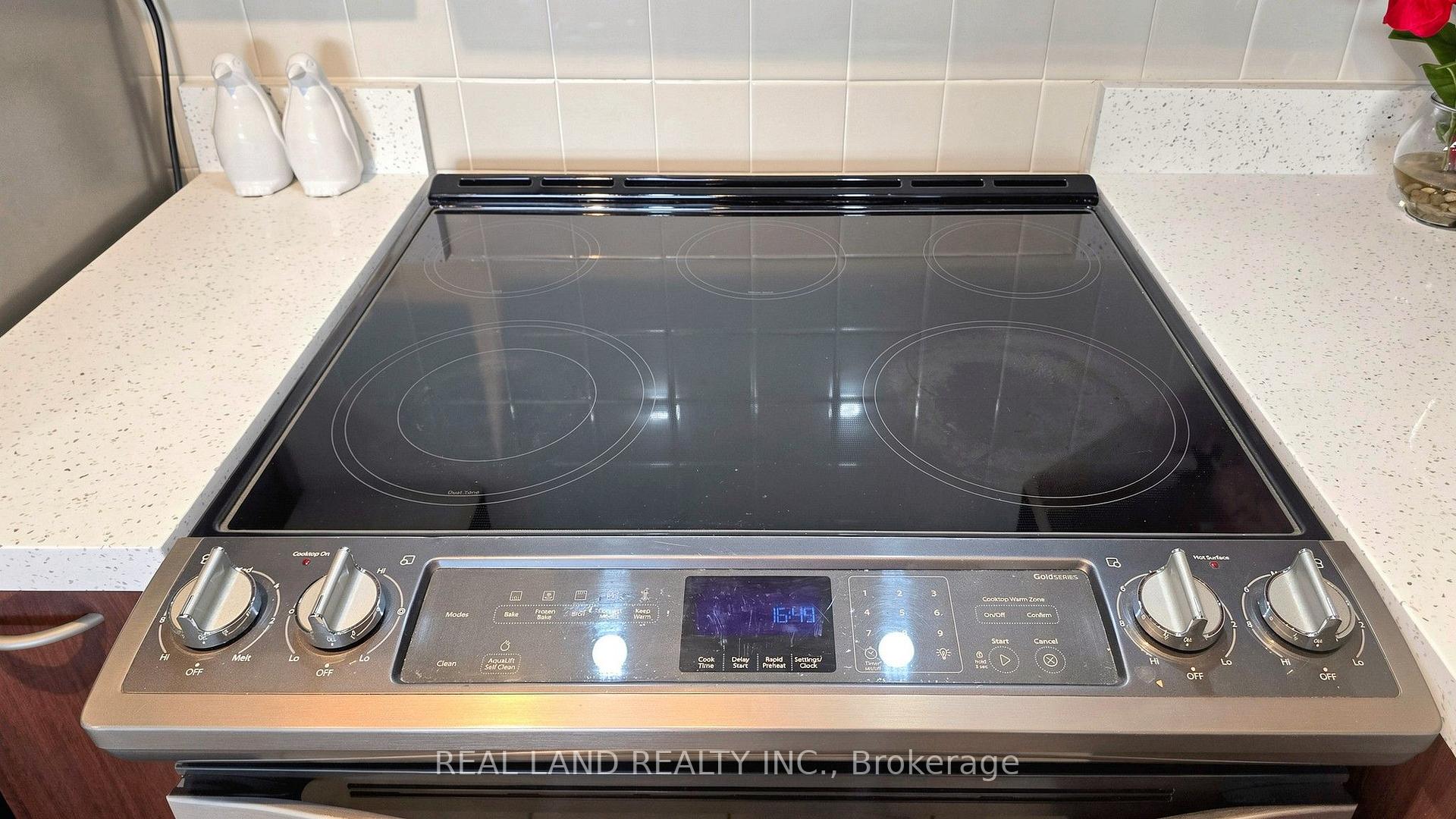 Photo 19 of Unit 1809, 38 Lee Centre Drive, Scarborough, Woburn — HOMEH