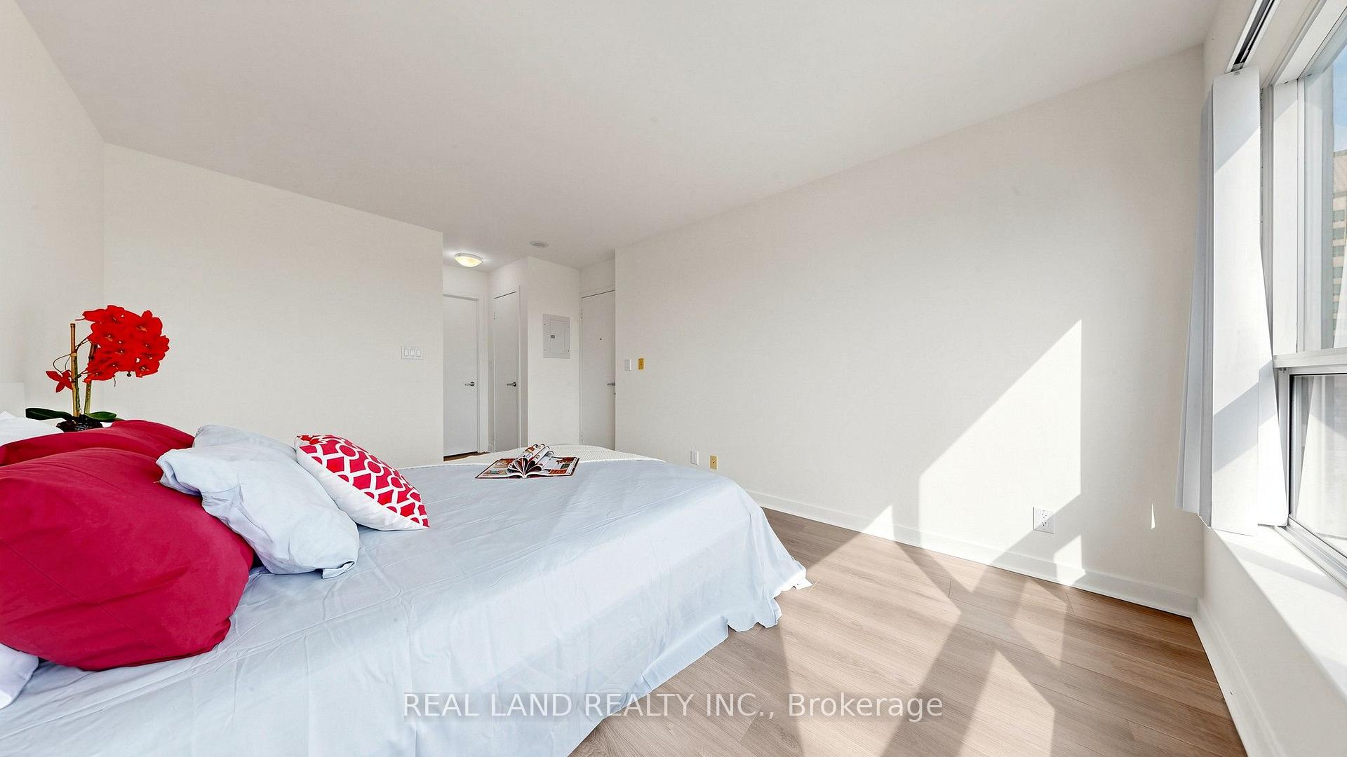 Photo 29 of Unit 1809, 38 Lee Centre Drive, Scarborough, Woburn — HOMEH