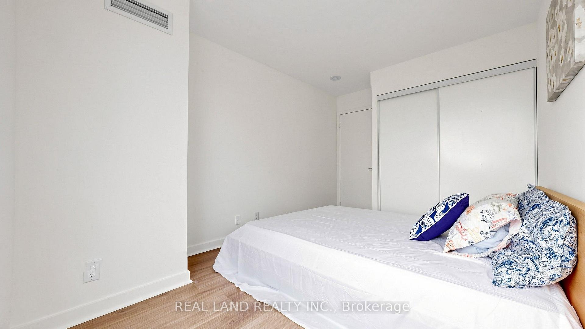 Photo 34 of Unit 1809, 38 Lee Centre Drive, Scarborough, Woburn — HOMEH