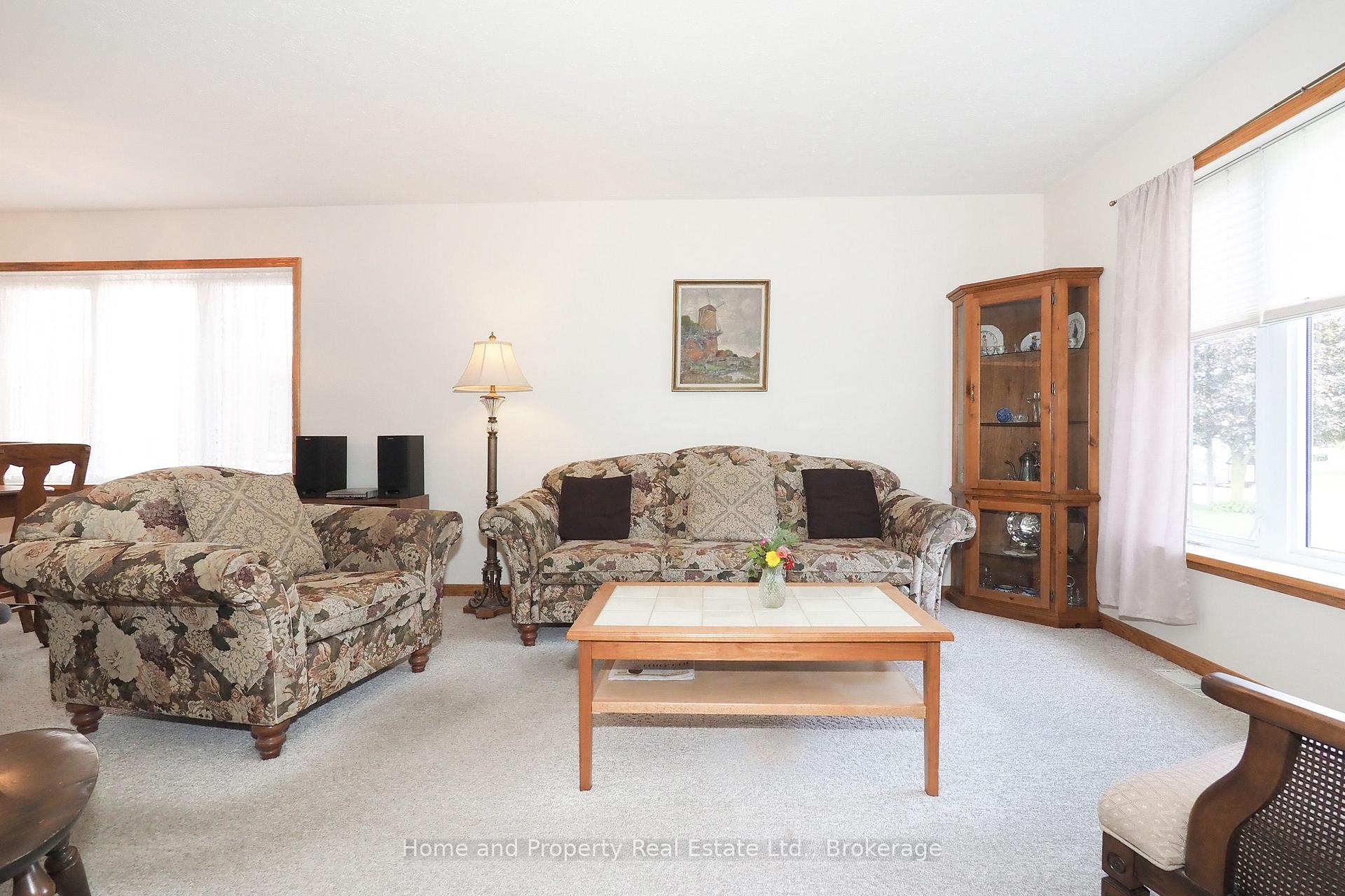 Photo 4 of 16 Maple Street, Mapleton, Rural Mapleton — HOMEH