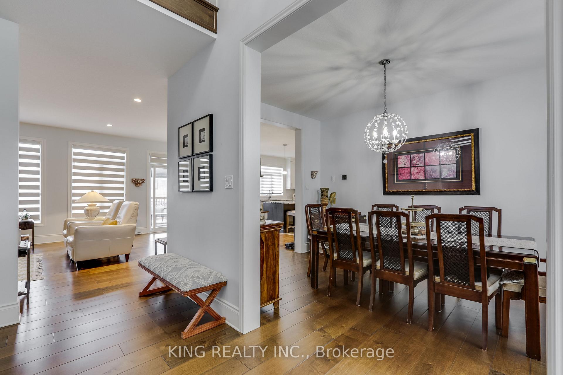Photo 6 of 2282 Dauncey Crescent N, London, North B — HOMEH