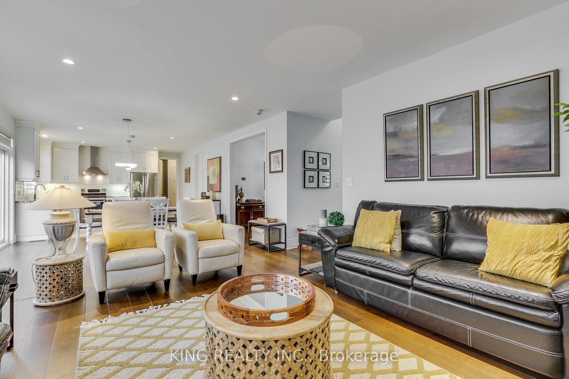 Photo 12 of 2282 Dauncey Crescent N, London, North B — HOMEH