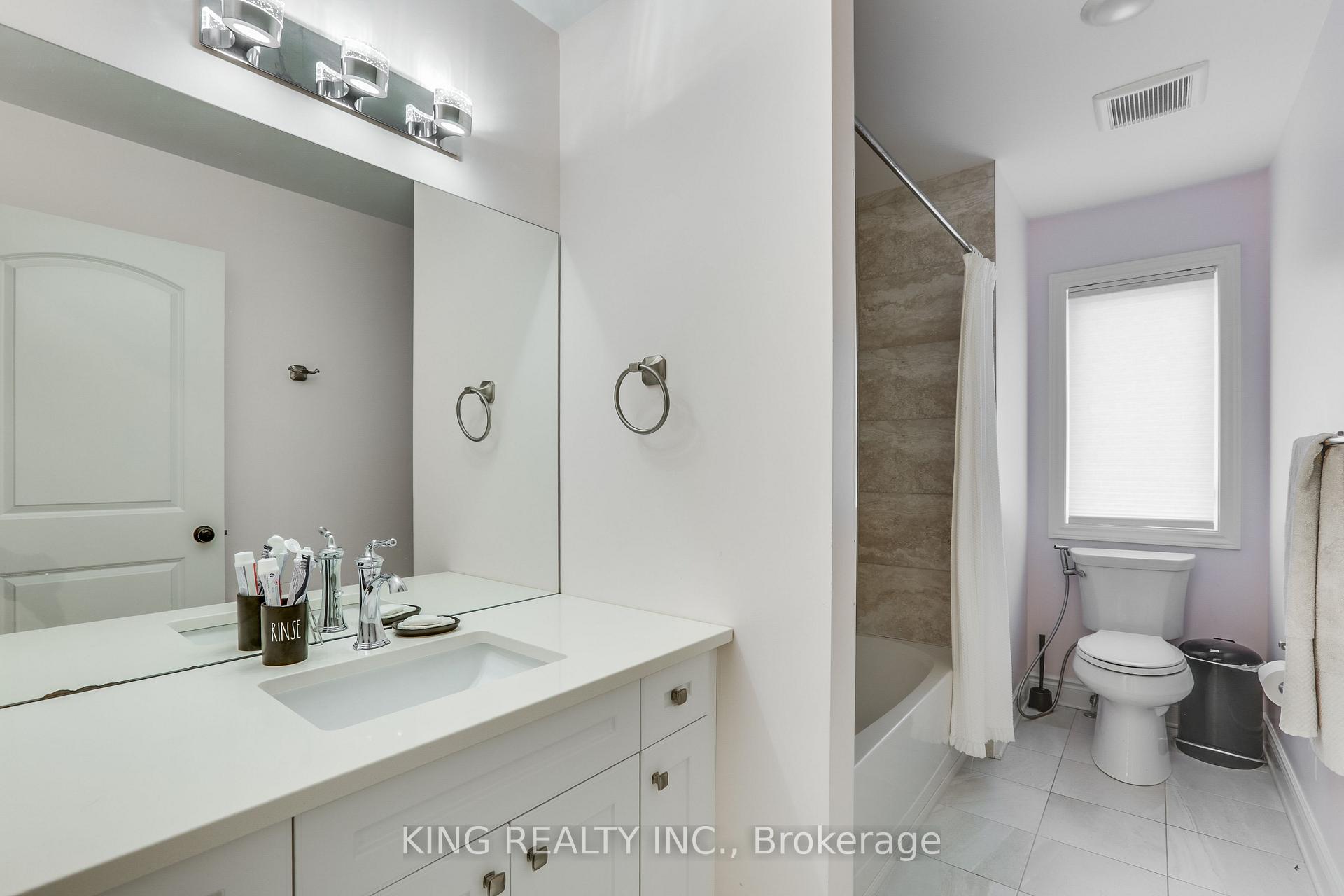 Photo 23 of 2282 Dauncey Crescent N, London, North B — HOMEH