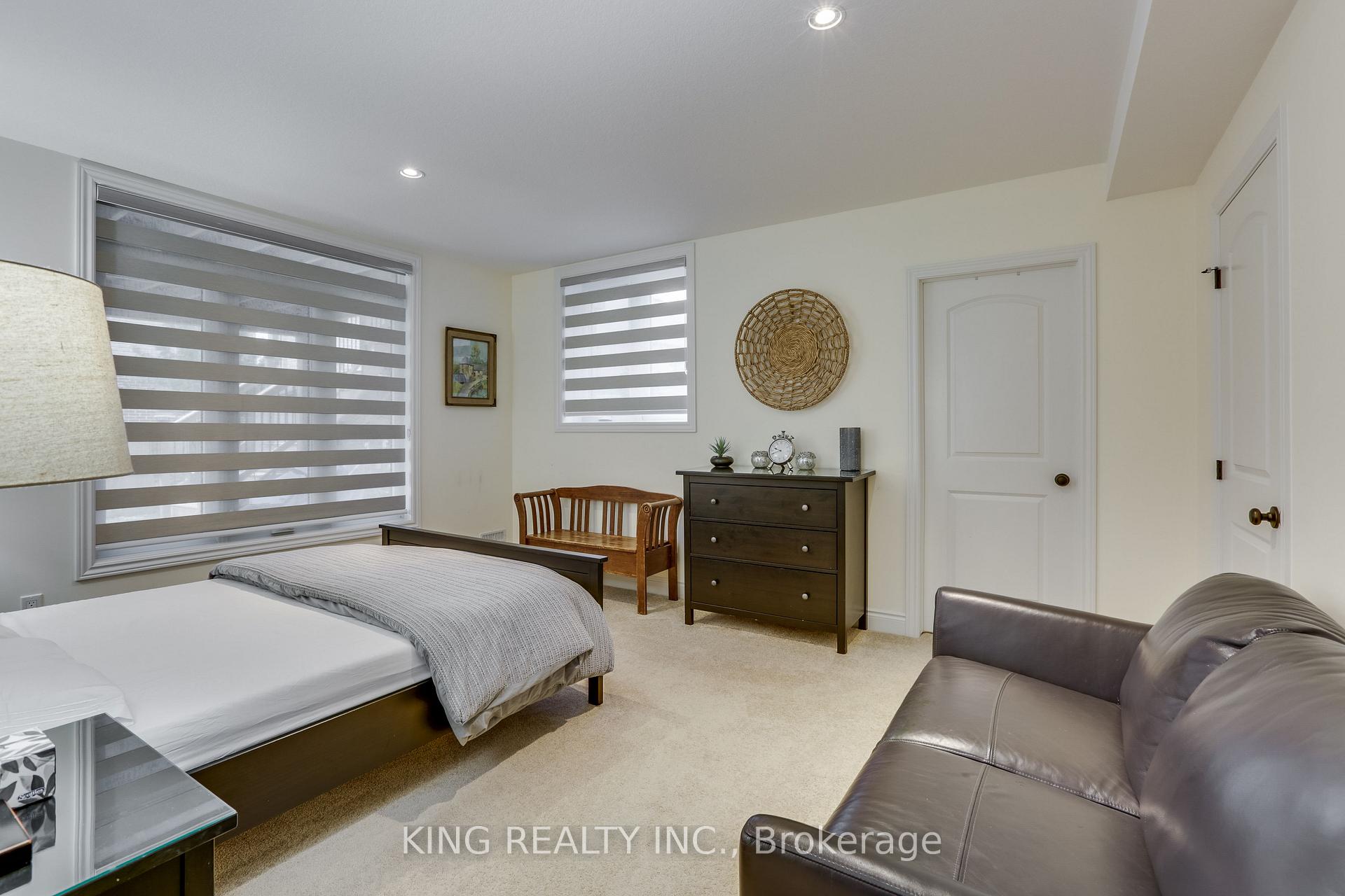 Photo 40 of 2282 Dauncey Crescent N, London, North B — HOMEH