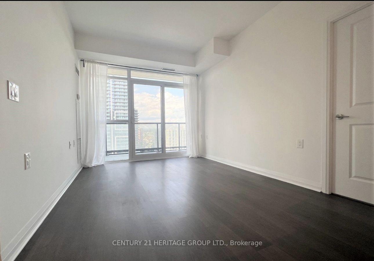 Photo 11 of Unit 709, 55 Oneida Crescent, Richmond Hill, Langstaff — HOMEH