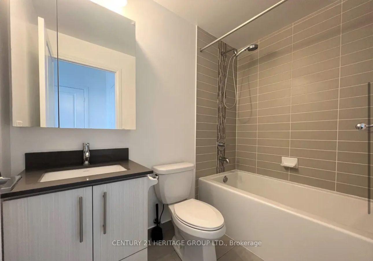 Photo 12 of Unit 709, 55 Oneida Crescent, Richmond Hill, Langstaff — HOMEH