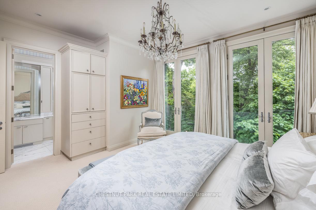 Photo 9 of 40 Summerhill Gardens, Toronto, Rosedale-Moore Park — HOMEH