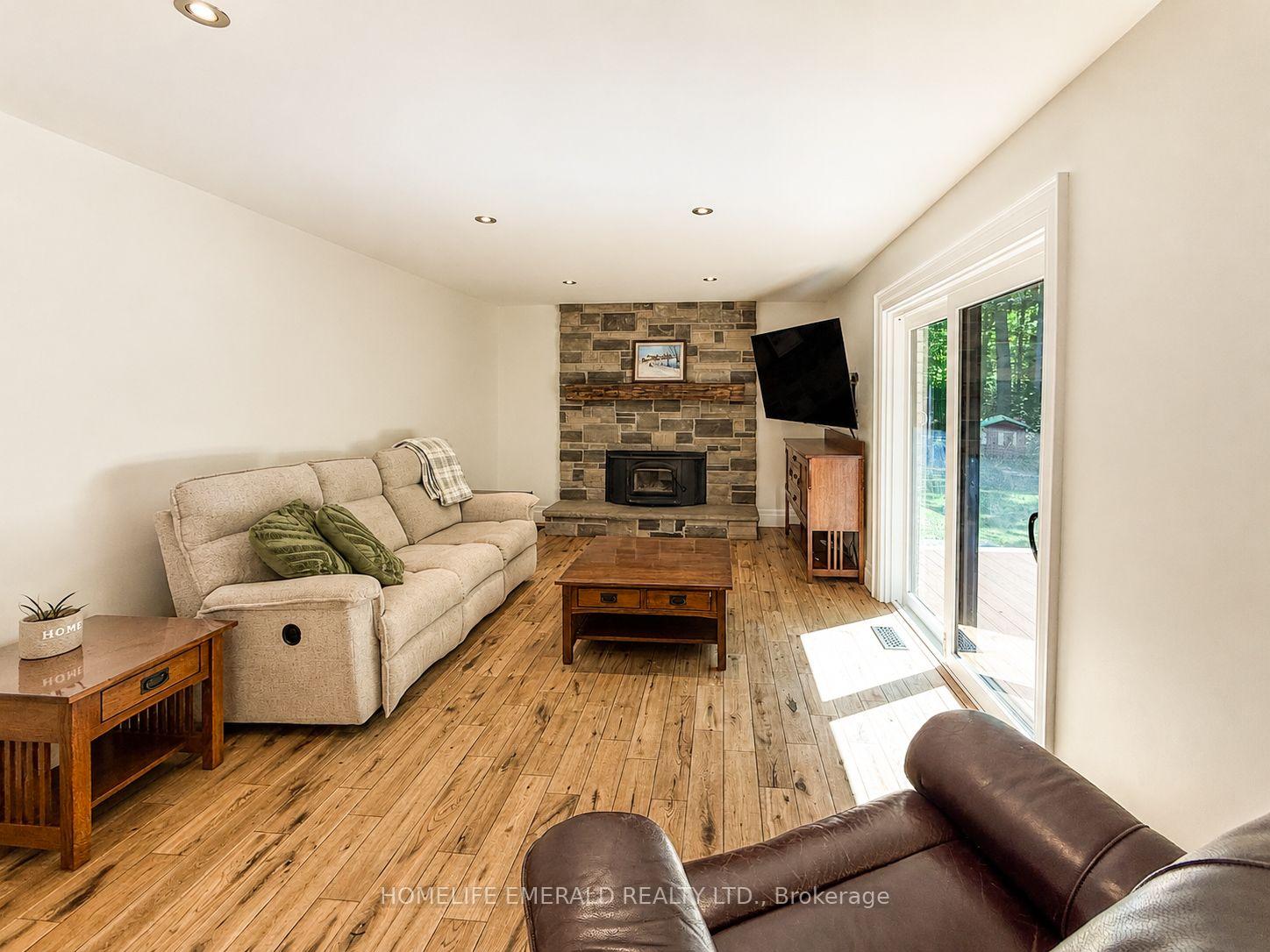 Photo 21 of 2391 Seadon Road, Springwater, Rural Springwater — HOMEH
