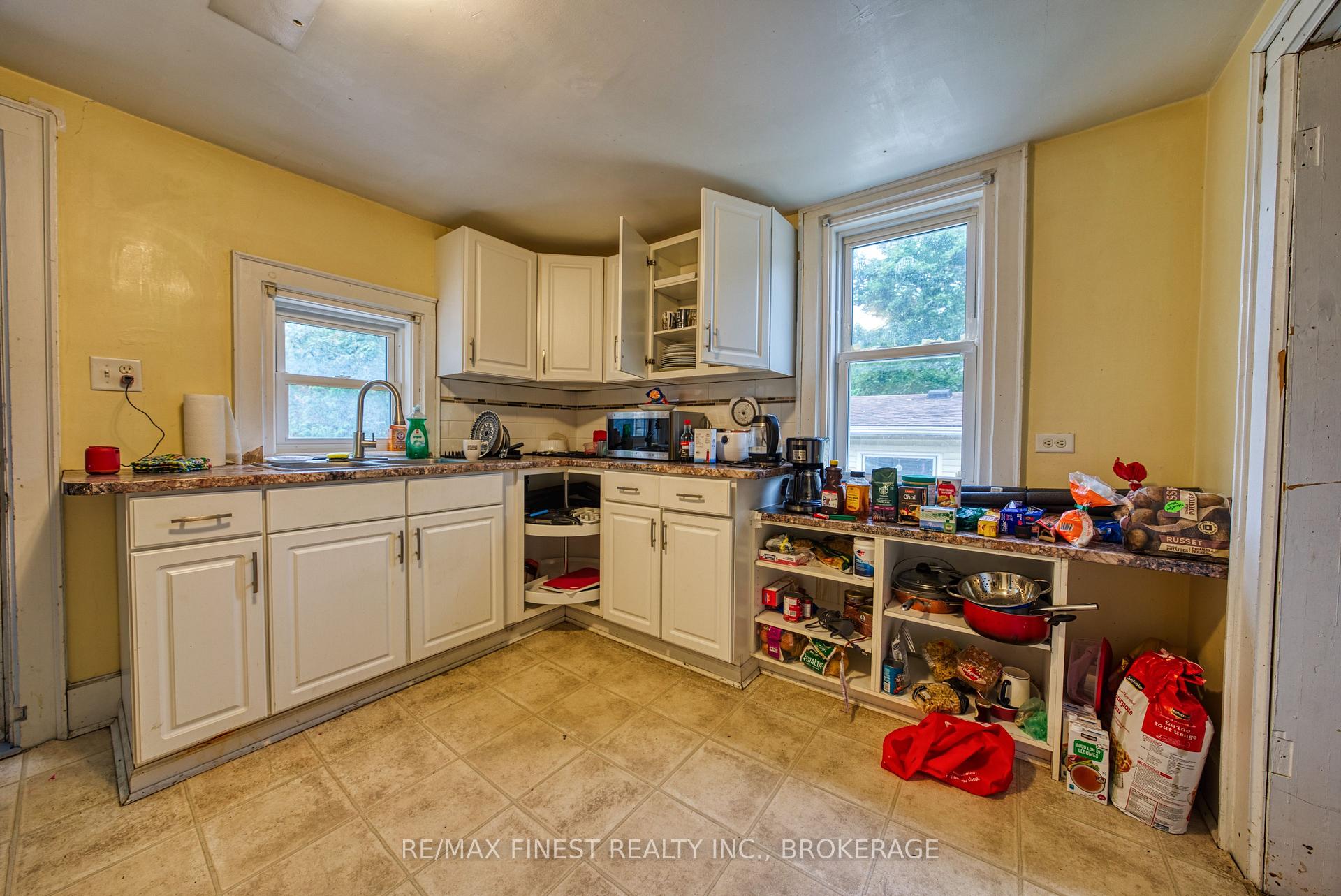 Photo 8 of 63 Pembroke Street, Kingston, Central City East — HOMEH
