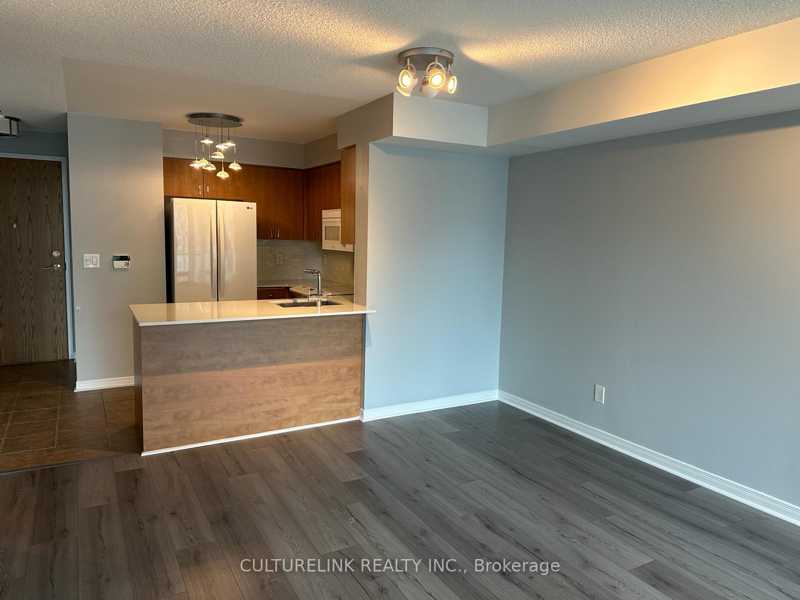 Photo 5 of Unit 1509, 5500 Yonge Street, North York, Willowdale West — HOMEH