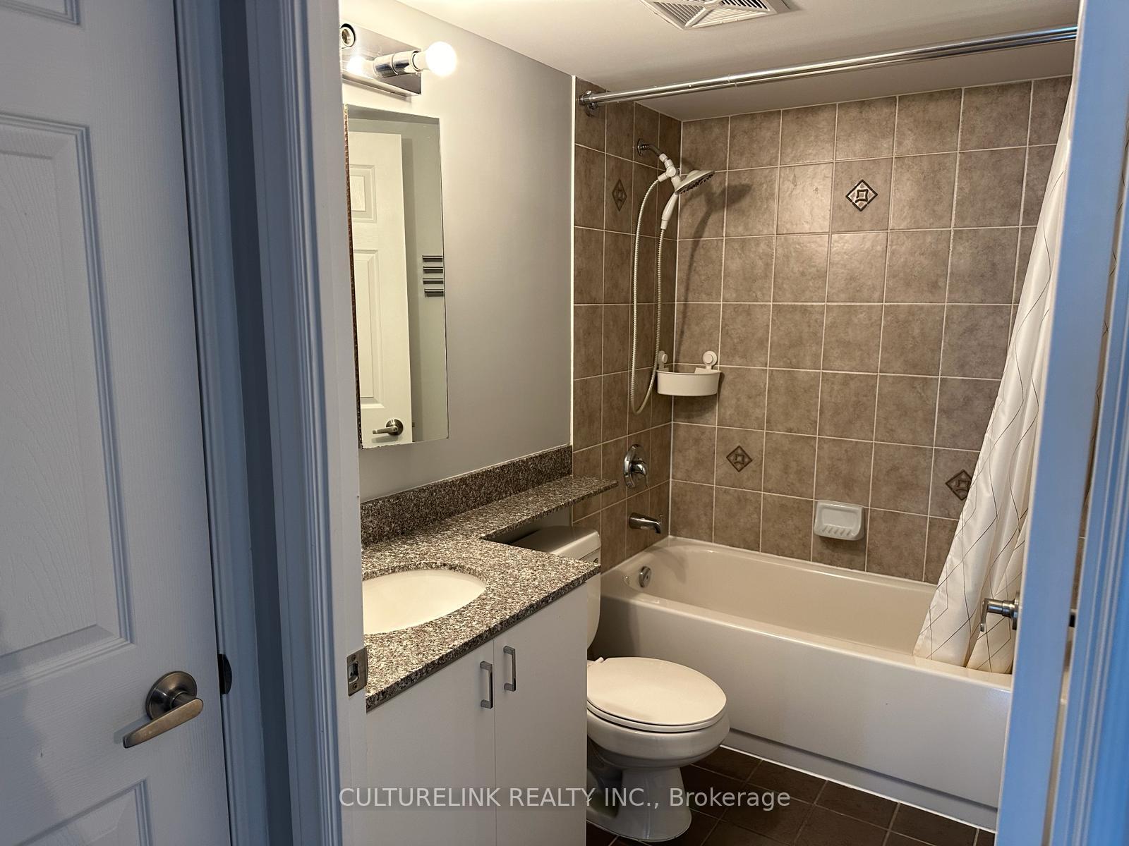 Photo 12 of Unit 1509, 5500 Yonge Street, North York, Willowdale West — HOMEH