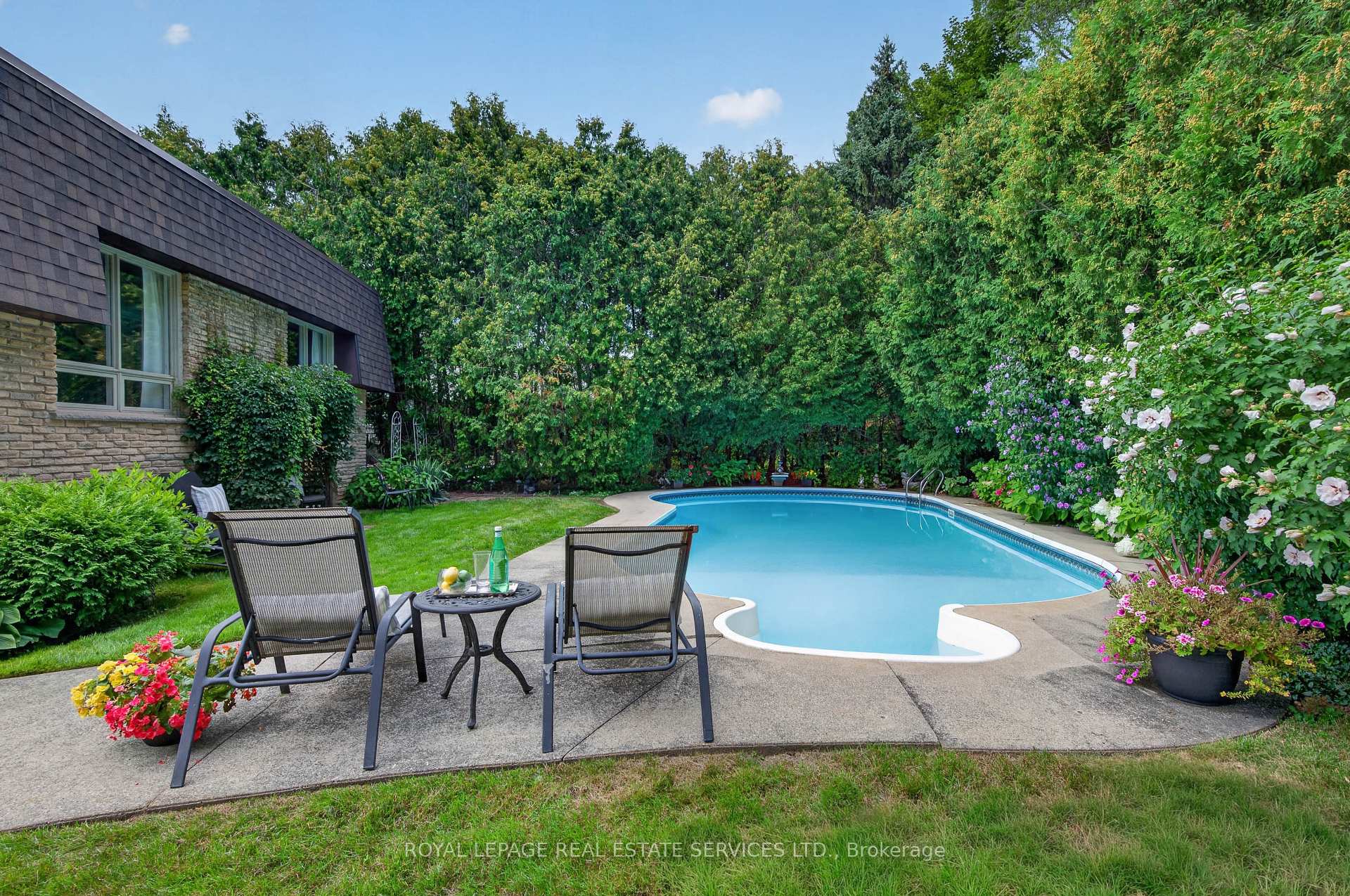 Photo 39 of 247 Spring Garden Road, Oakville, Southwest — HOMEH