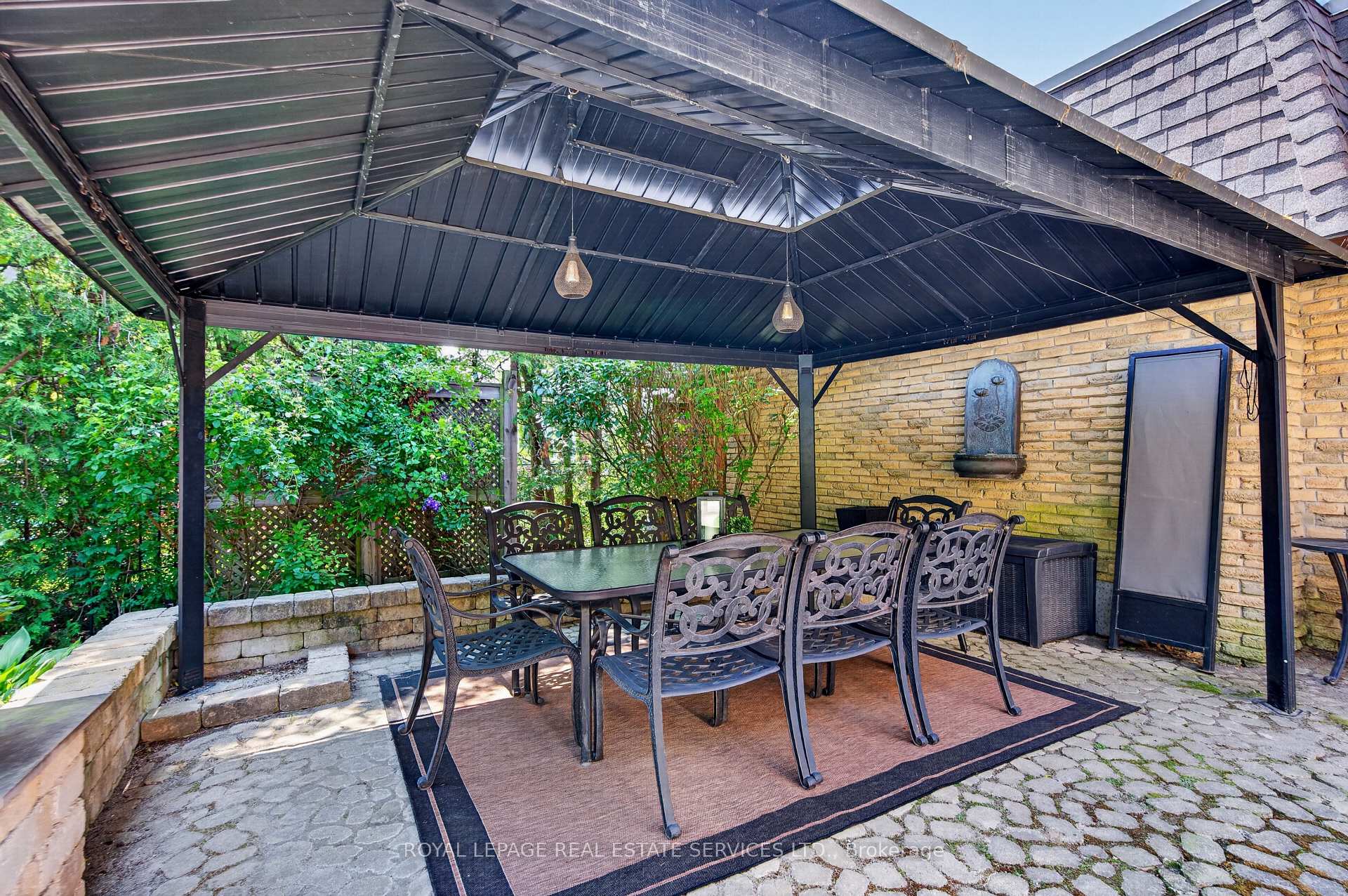 Photo 44 of 247 Spring Garden Road, Oakville, Southwest — HOMEH