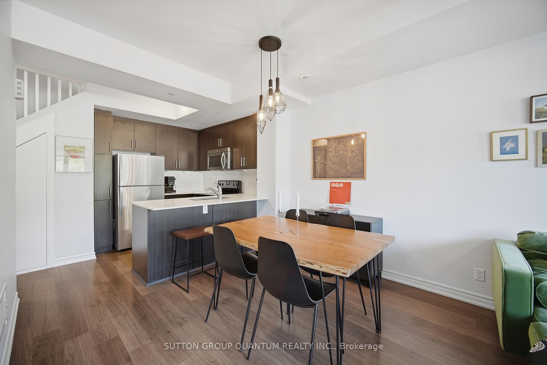 Photo 6 of 145 Long Branch Avenue, Etobicoke, Long Branch — HOMEH