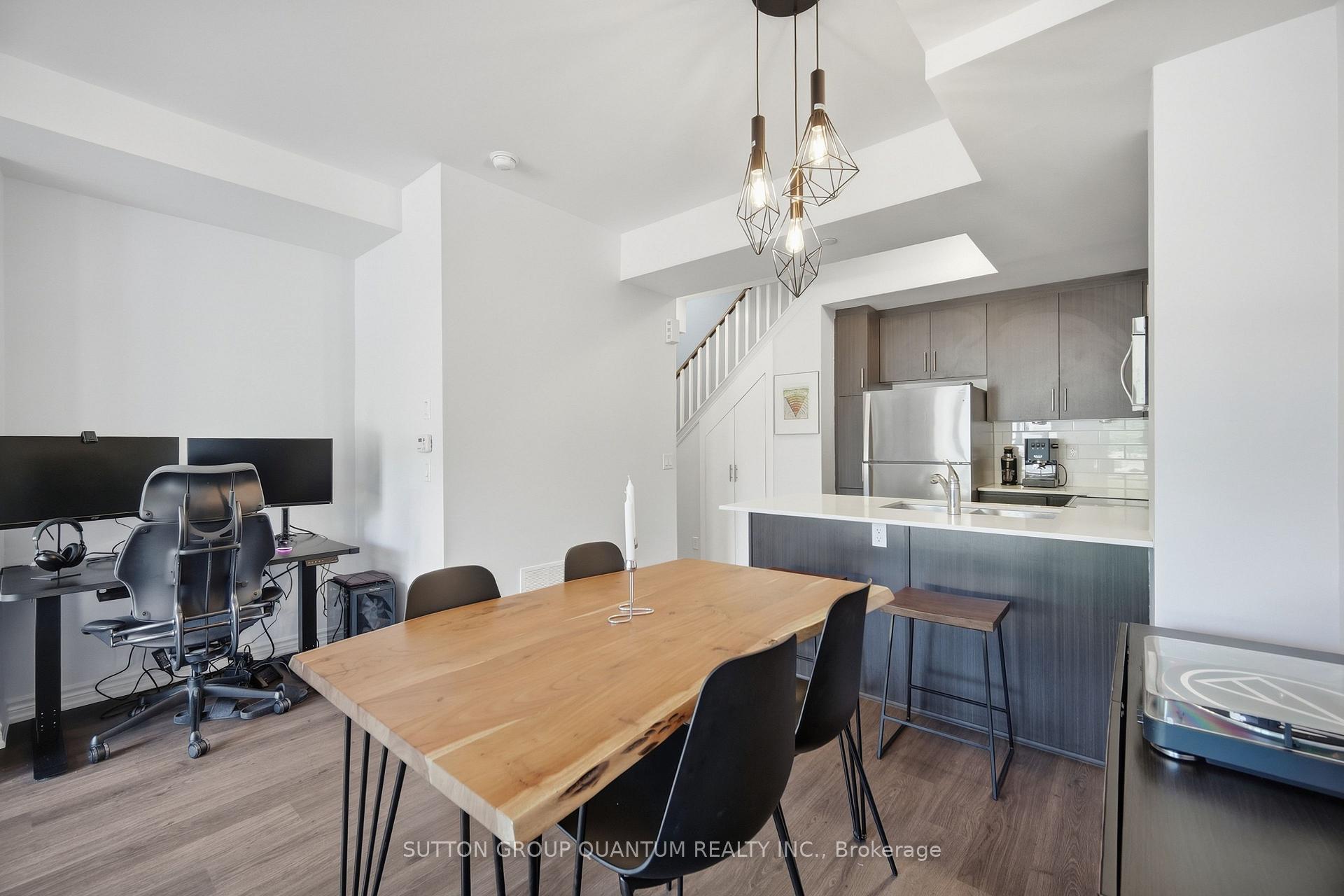 Photo 8 of 145 Long Branch Avenue, Etobicoke, Long Branch — HOMEH
