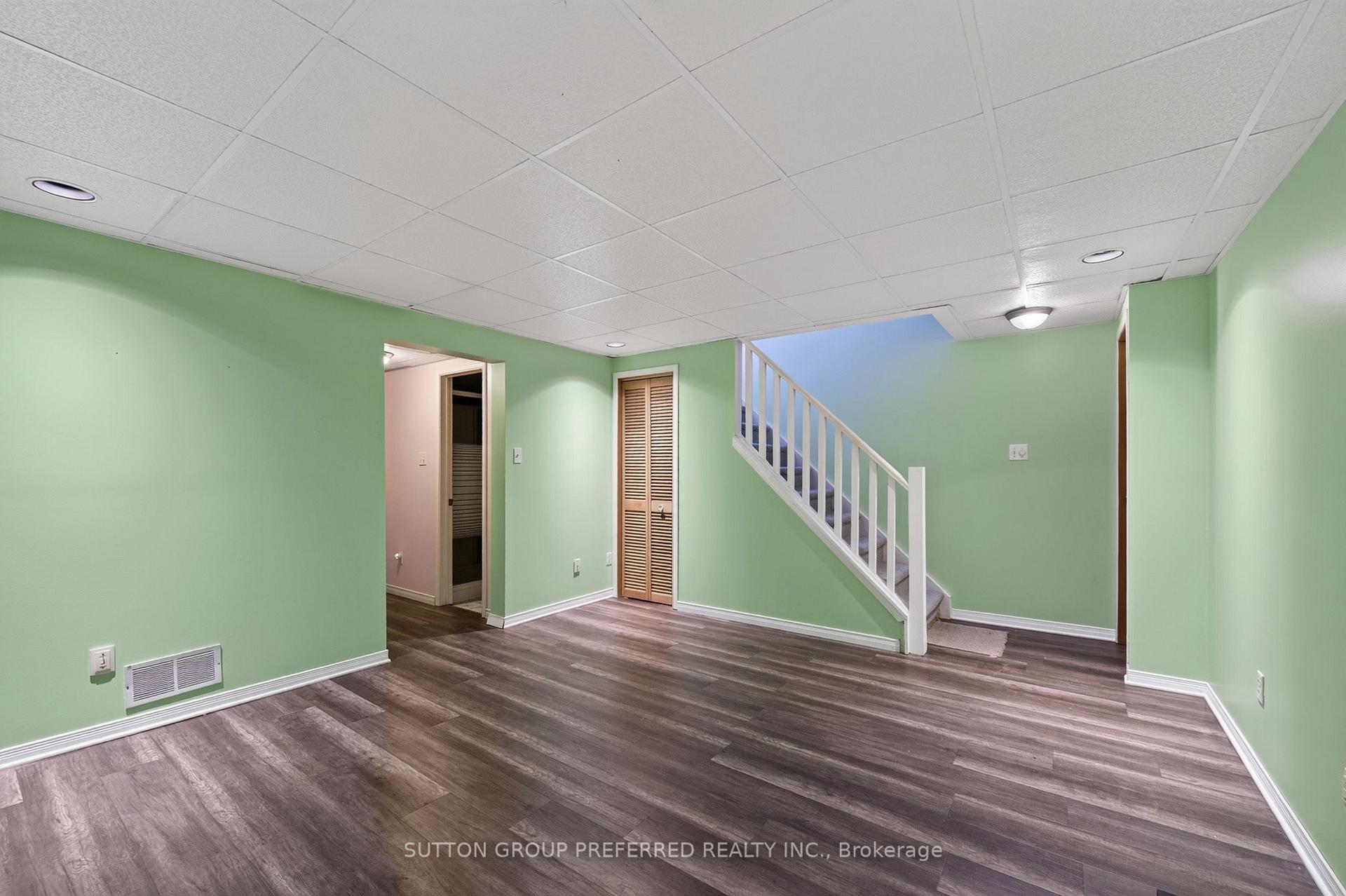 Photo 23 of 185 Martinet Avenue, London, East I — HOMEH