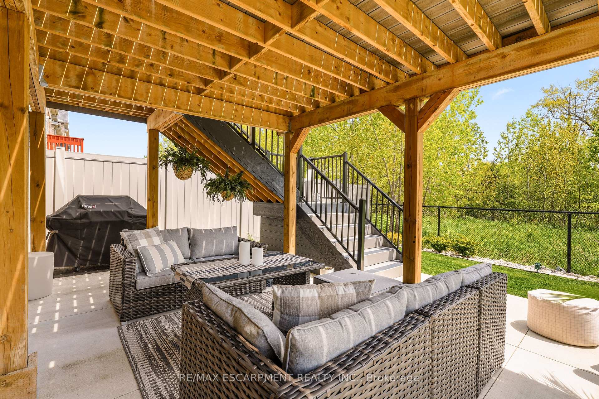 Photo 45 of 57 Riverwalk Drive, Hamilton, Waterdown — HOMEH