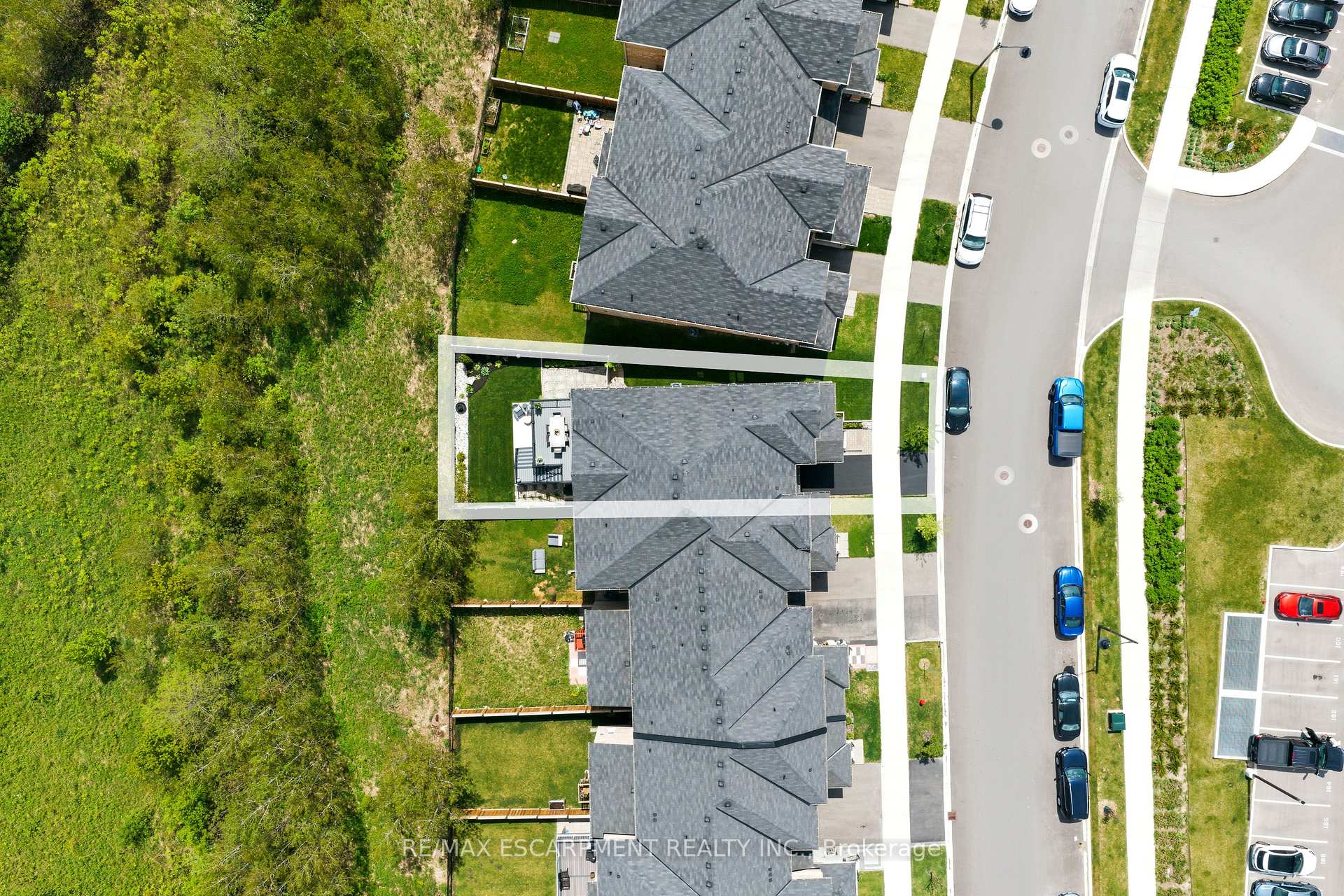 Photo 48 of 57 Riverwalk Drive, Hamilton, Waterdown — HOMEH