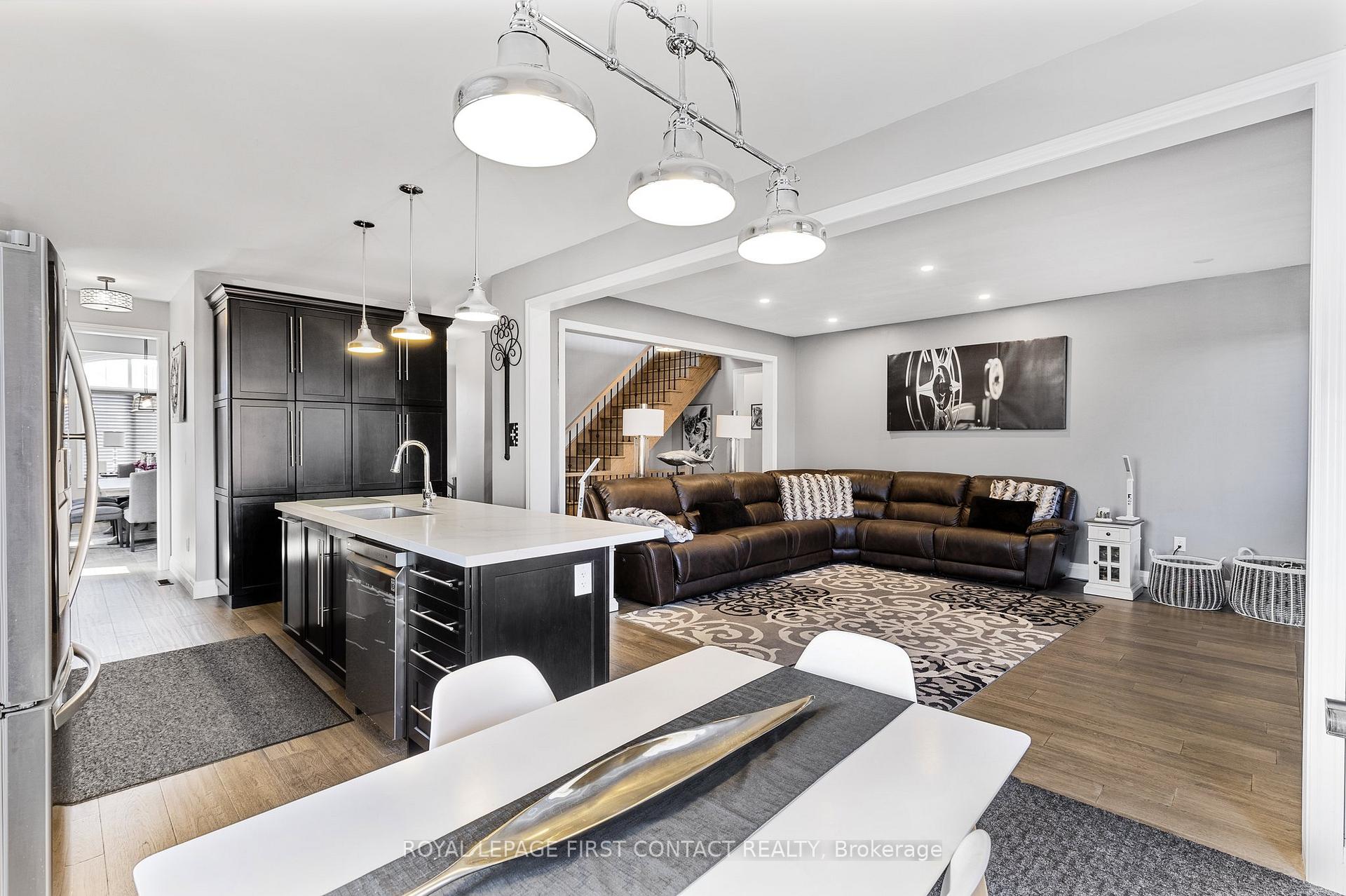 Photo 10 of 3075 Orion Boulevard, Orillia — HOMEH