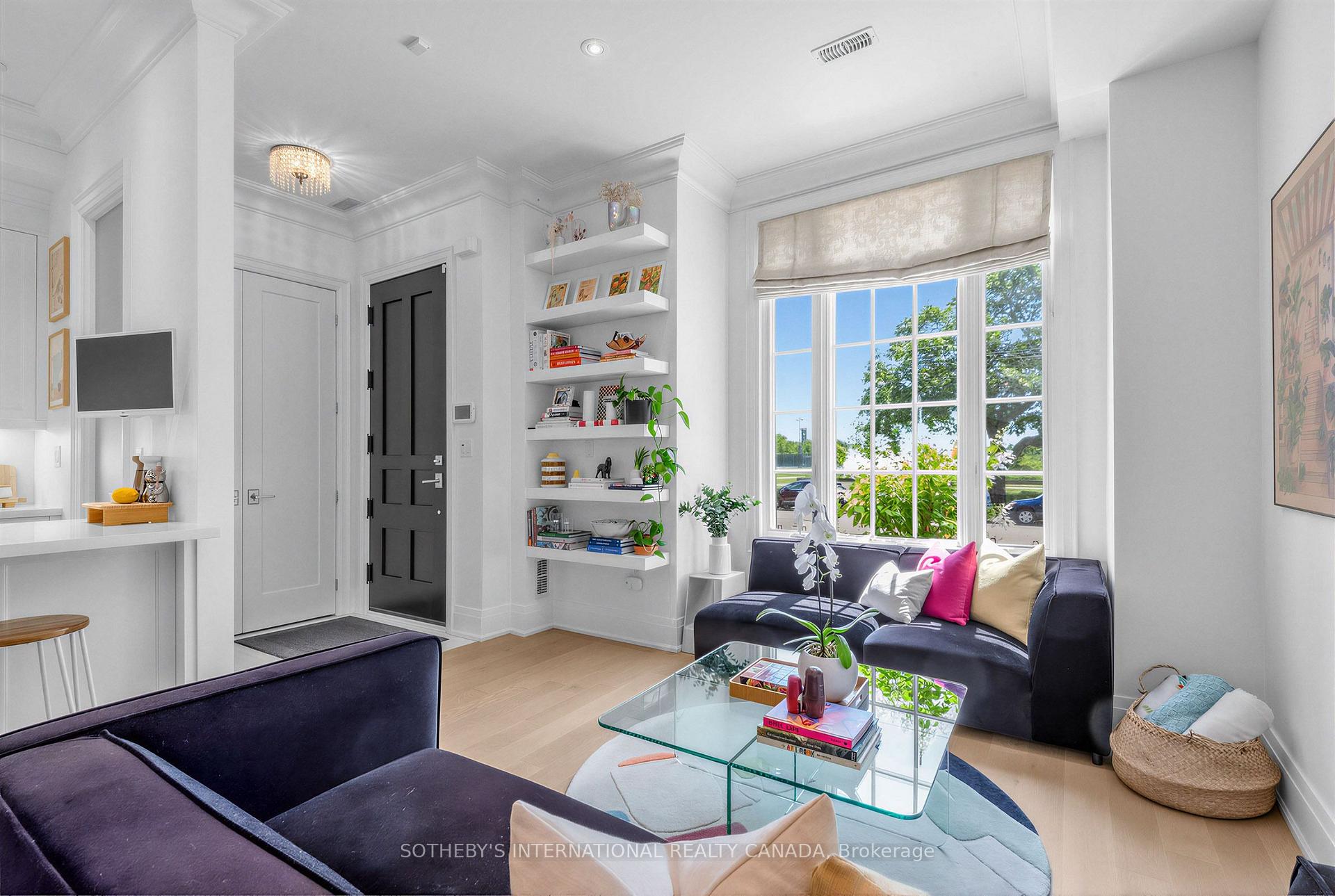 Photo 7 of Unit TH1, 288 St Clair Avenue W, Toronto, Forest Hill South — HOMEH