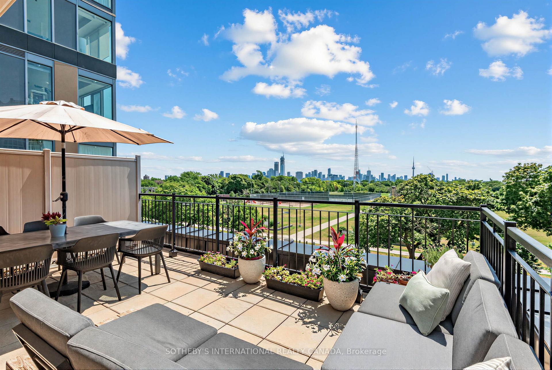 Photo 25 of Unit TH1, 288 St Clair Avenue W, Toronto, Forest Hill South — HOMEH