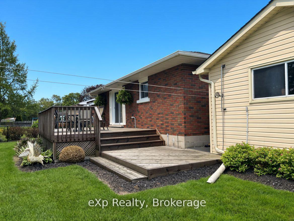 Photo 5 of 110 Brown's Lane, Brockton — HOMEH