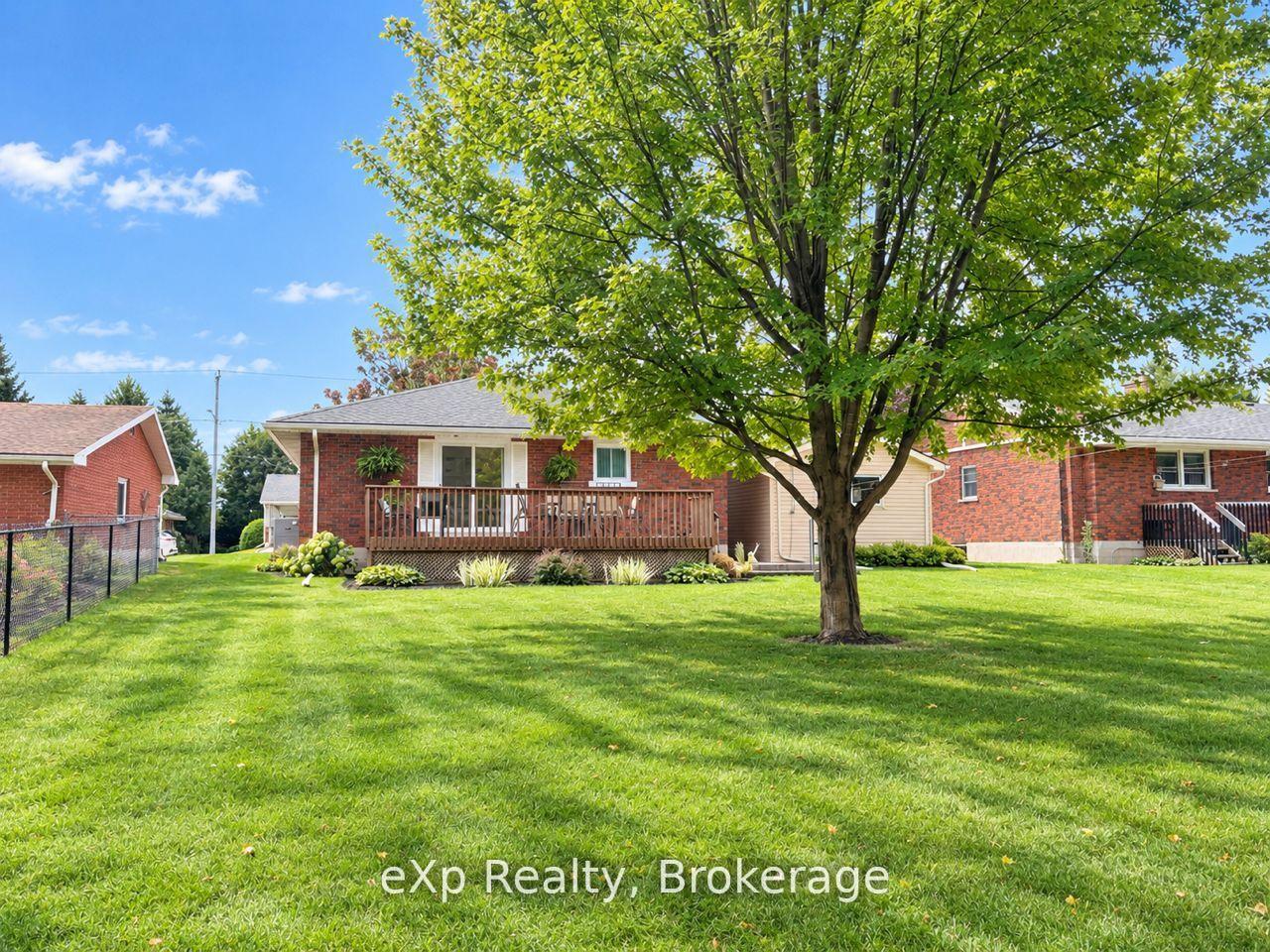 Photo 6 of 110 Brown's Lane, Brockton — HOMEH