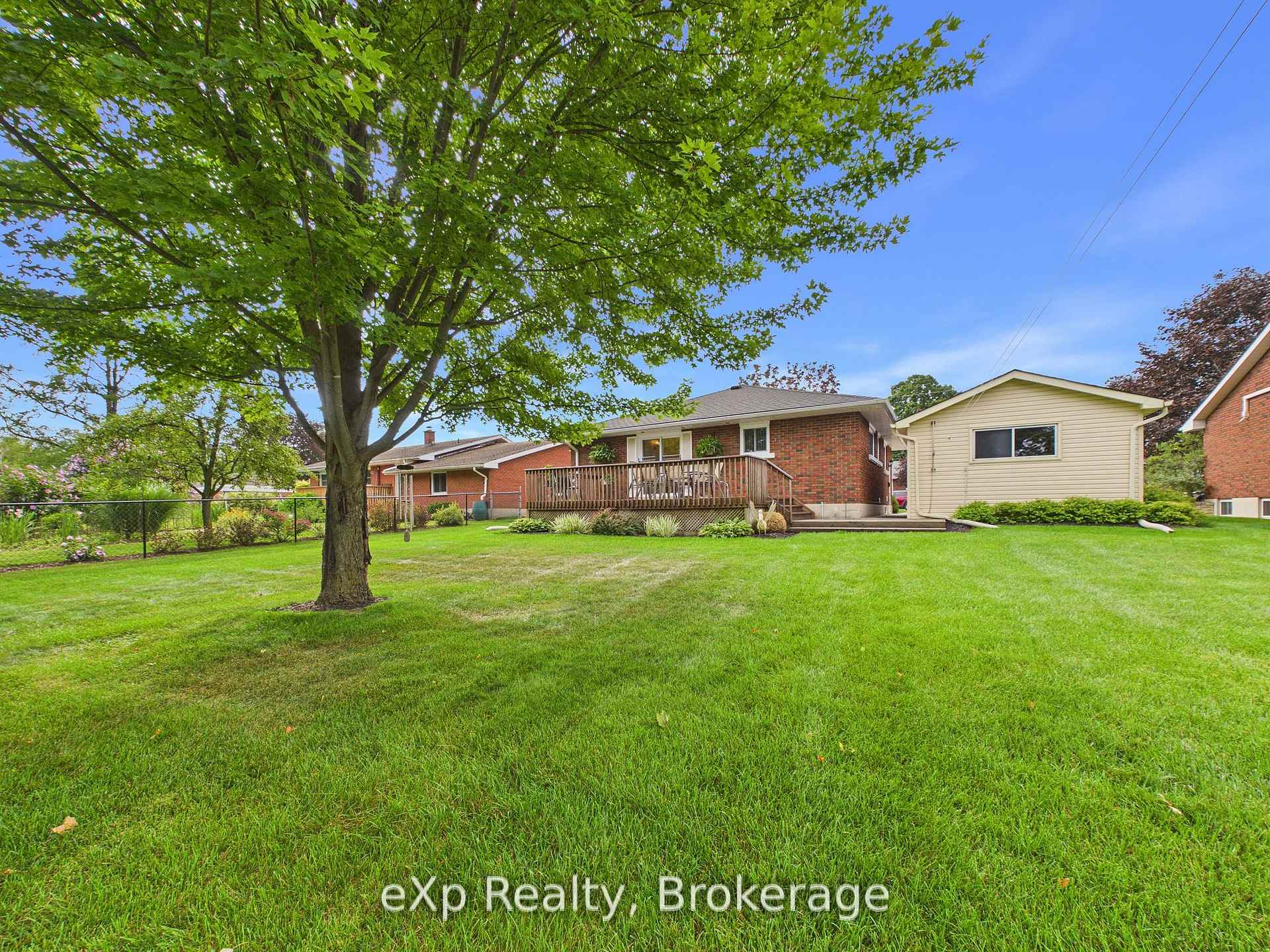 Photo 8 of 110 Brown's Lane, Brockton — HOMEH