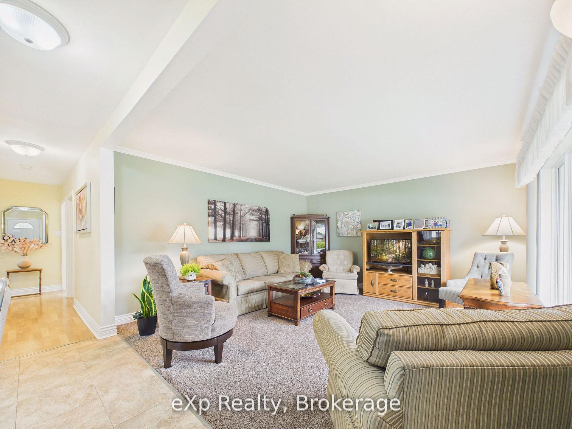 Photo 20 of 110 Brown's Lane, Brockton — HOMEH