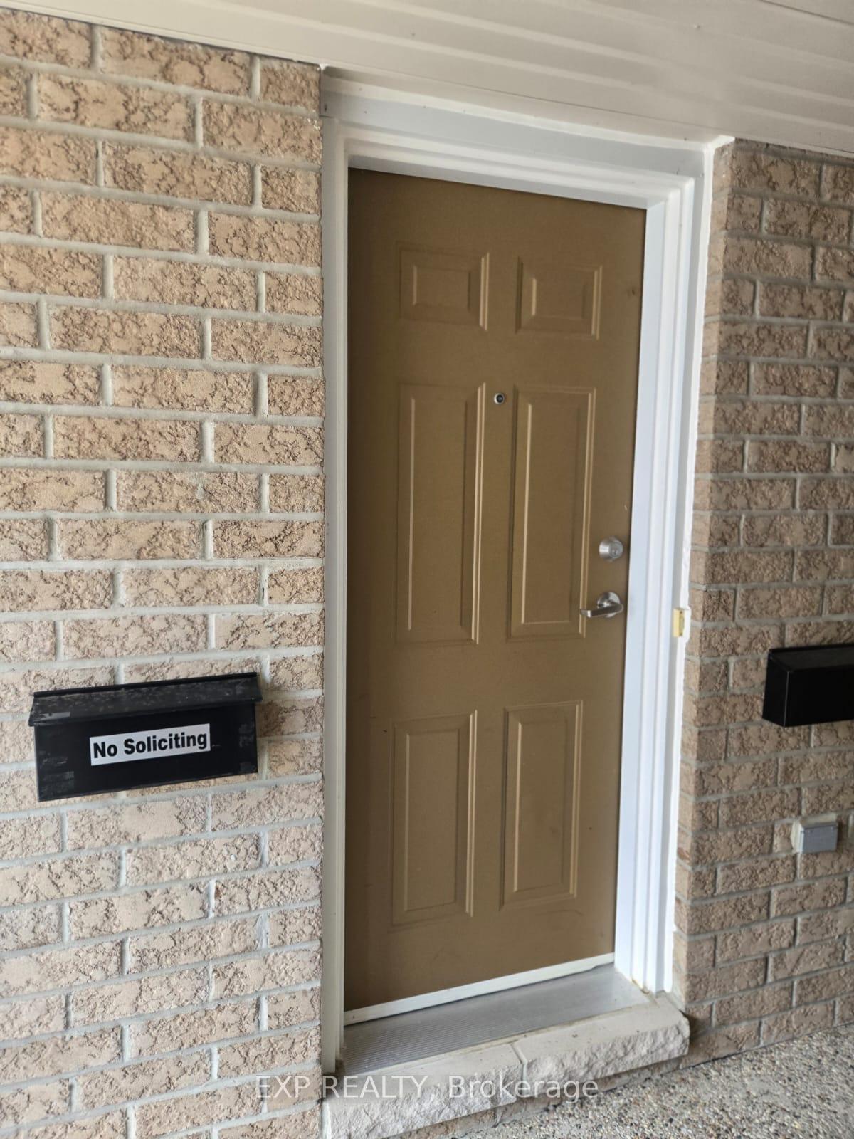 Photo 2 of 266 Paseo Private, Ottawa, Centrepointe — HOMEH
