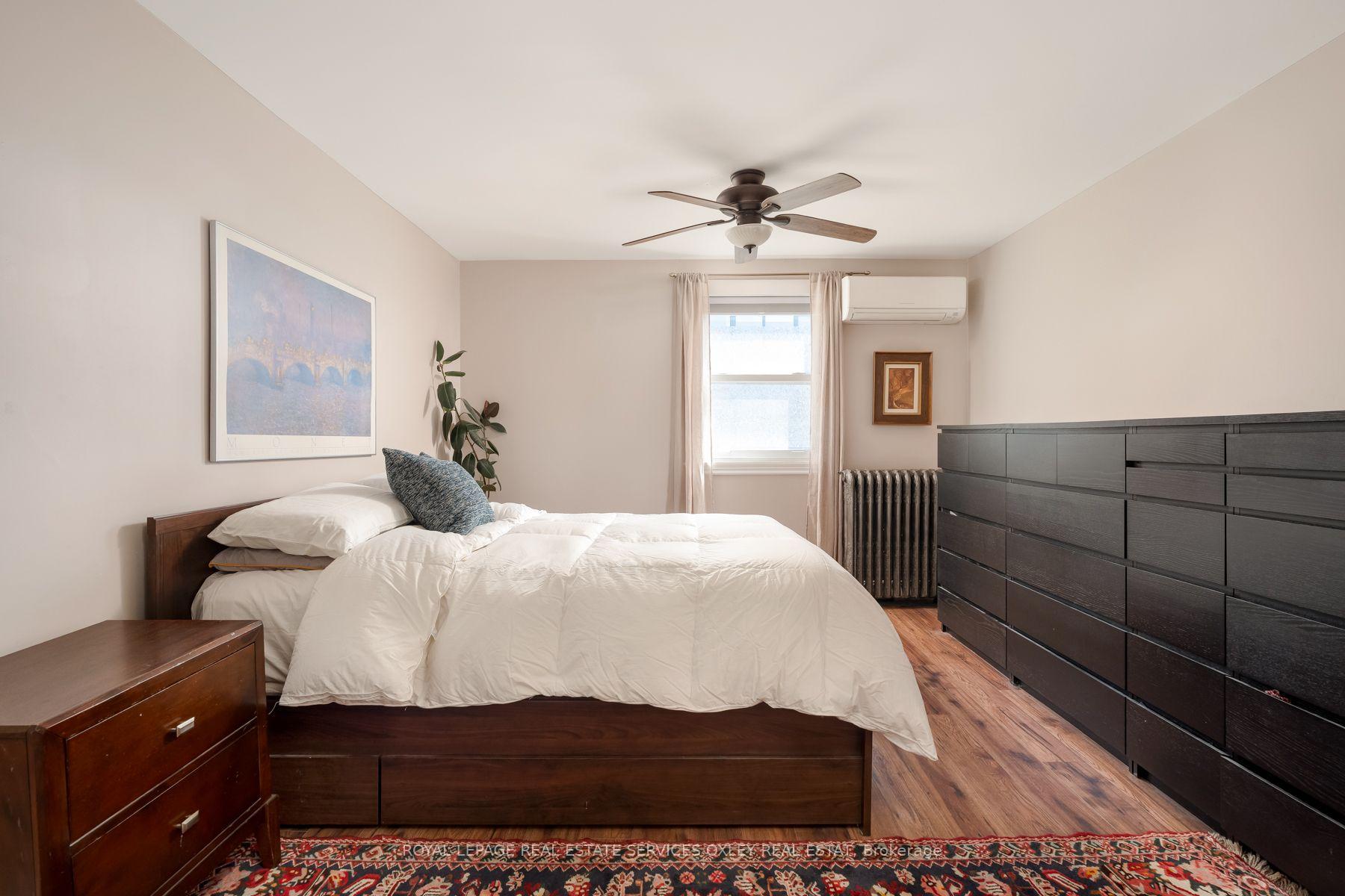 Photo 24 of 17 Barrie Avenue, Toronto, Oakwood Village — HOMEH