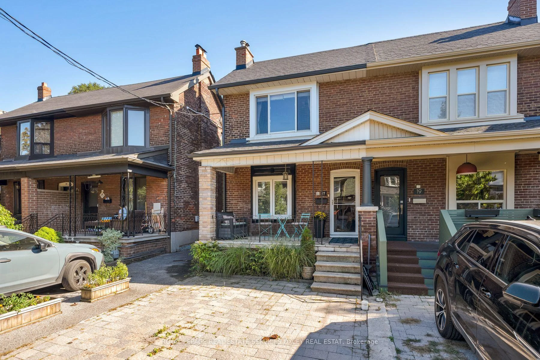 Photo 8 of 17 Barrie Avenue, Toronto, Oakwood Village — HOMEH