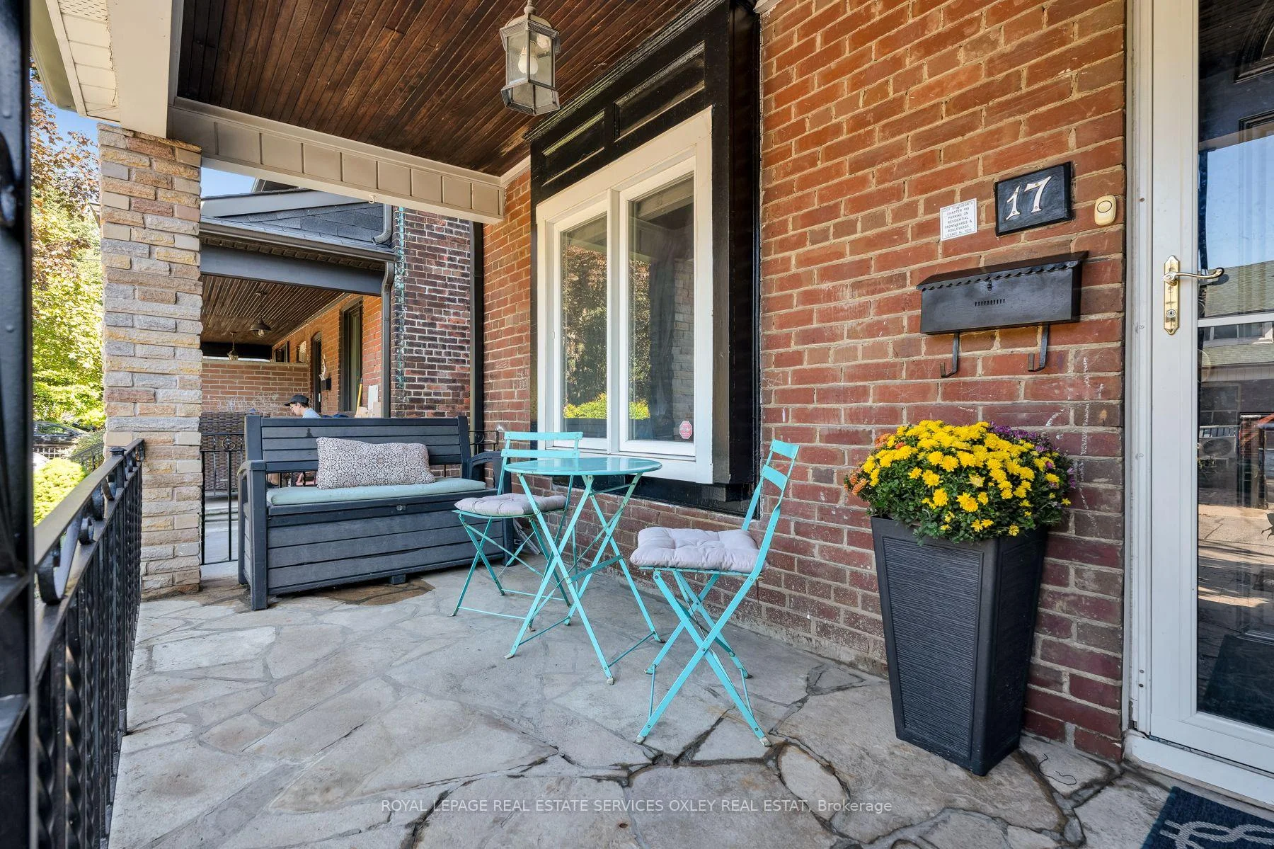Photo 11 of 17 Barrie Avenue, Toronto, Oakwood Village — HOMEH