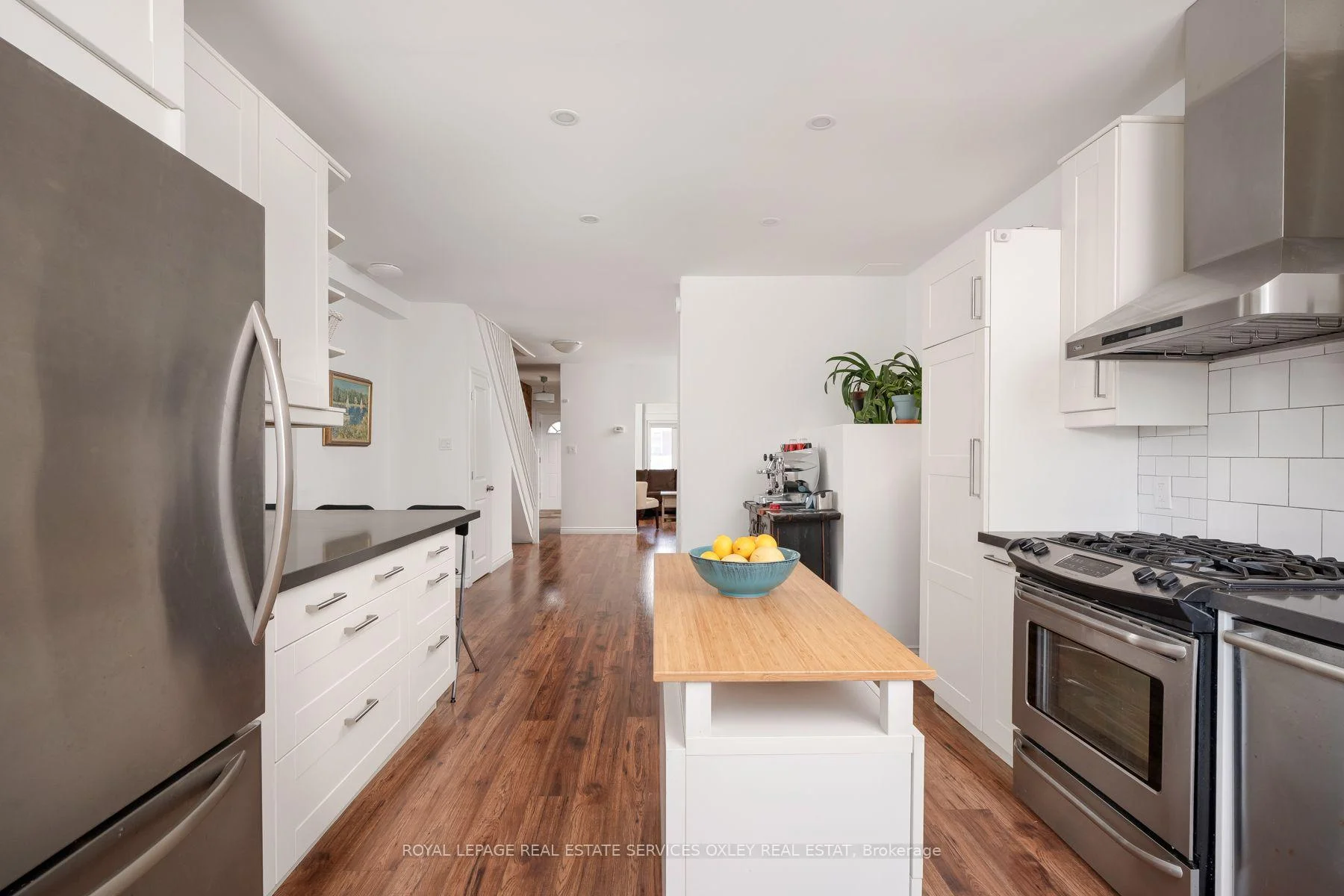 Photo 28 of 17 Barrie Avenue, Toronto, Oakwood Village — HOMEH