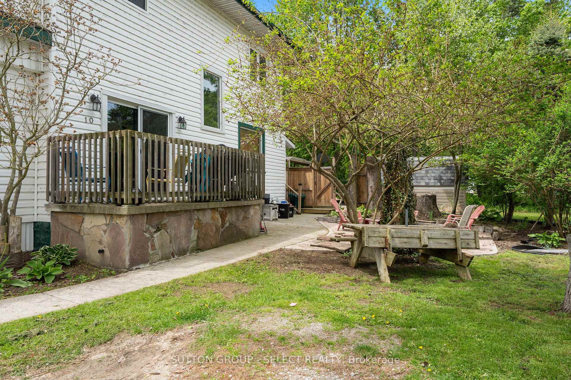 Photo 32 of 10 Crescent Park, Norfolk, Port Dover — HOMEH