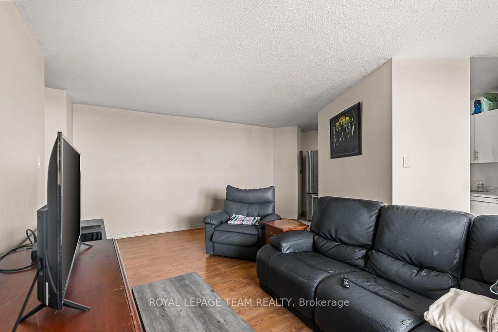 Photo 22 of Unit 1112, 2000 Jasmine Crescent, Ottawa, Beacon Hill South — HOMEH