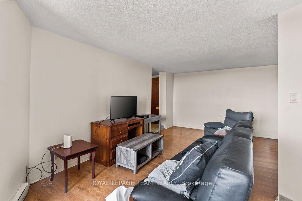 Photo 23 of Unit 1112, 2000 Jasmine Crescent, Ottawa, Beacon Hill South — HOMEH