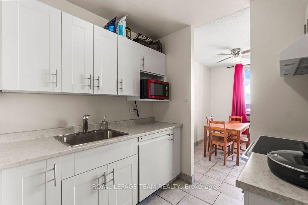 Photo 30 of Unit 1112, 2000 Jasmine Crescent, Ottawa, Beacon Hill South — HOMEH