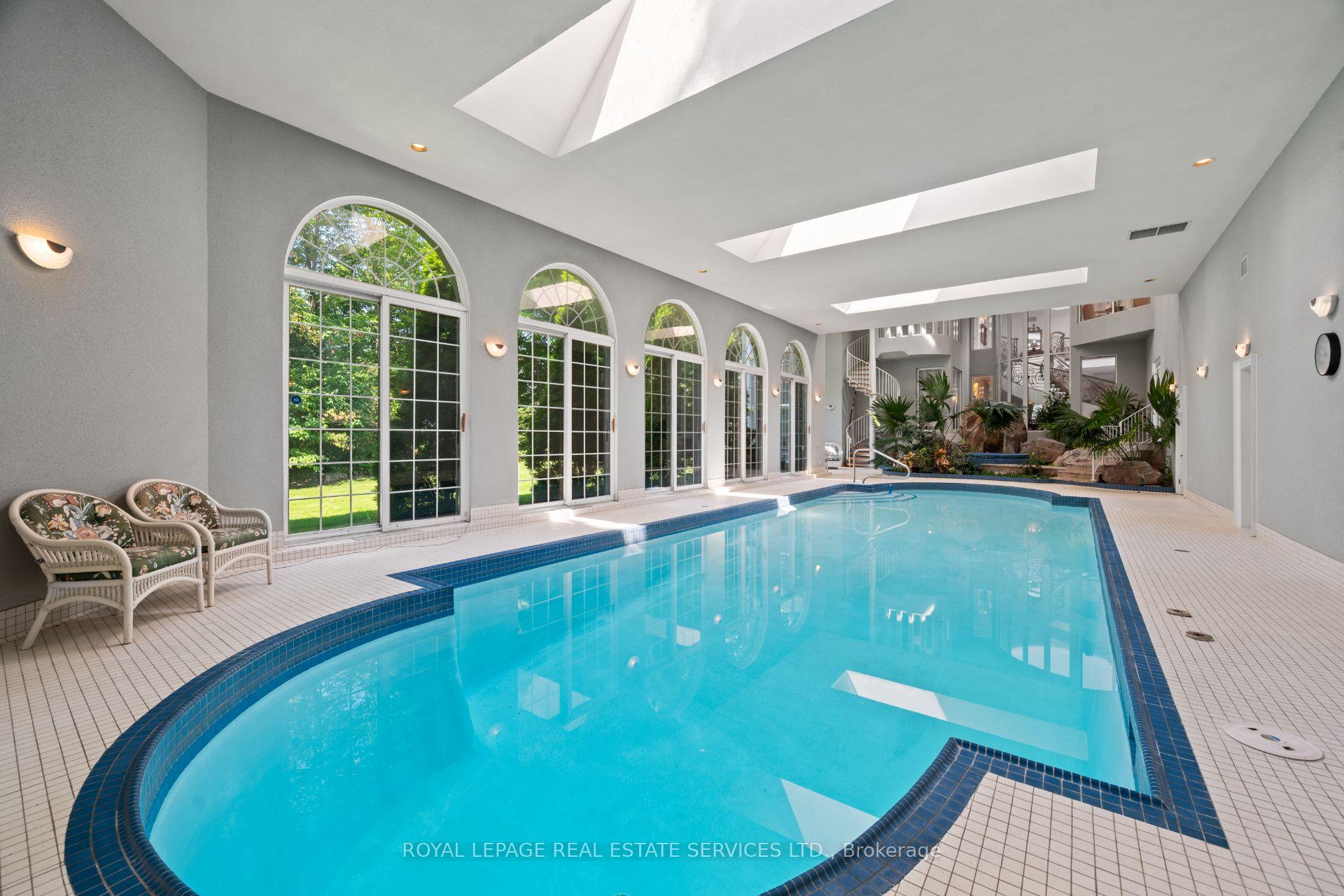 Photo 17 of 7 The Green Pines, Etobicoke, Markland Wood — HOMEH