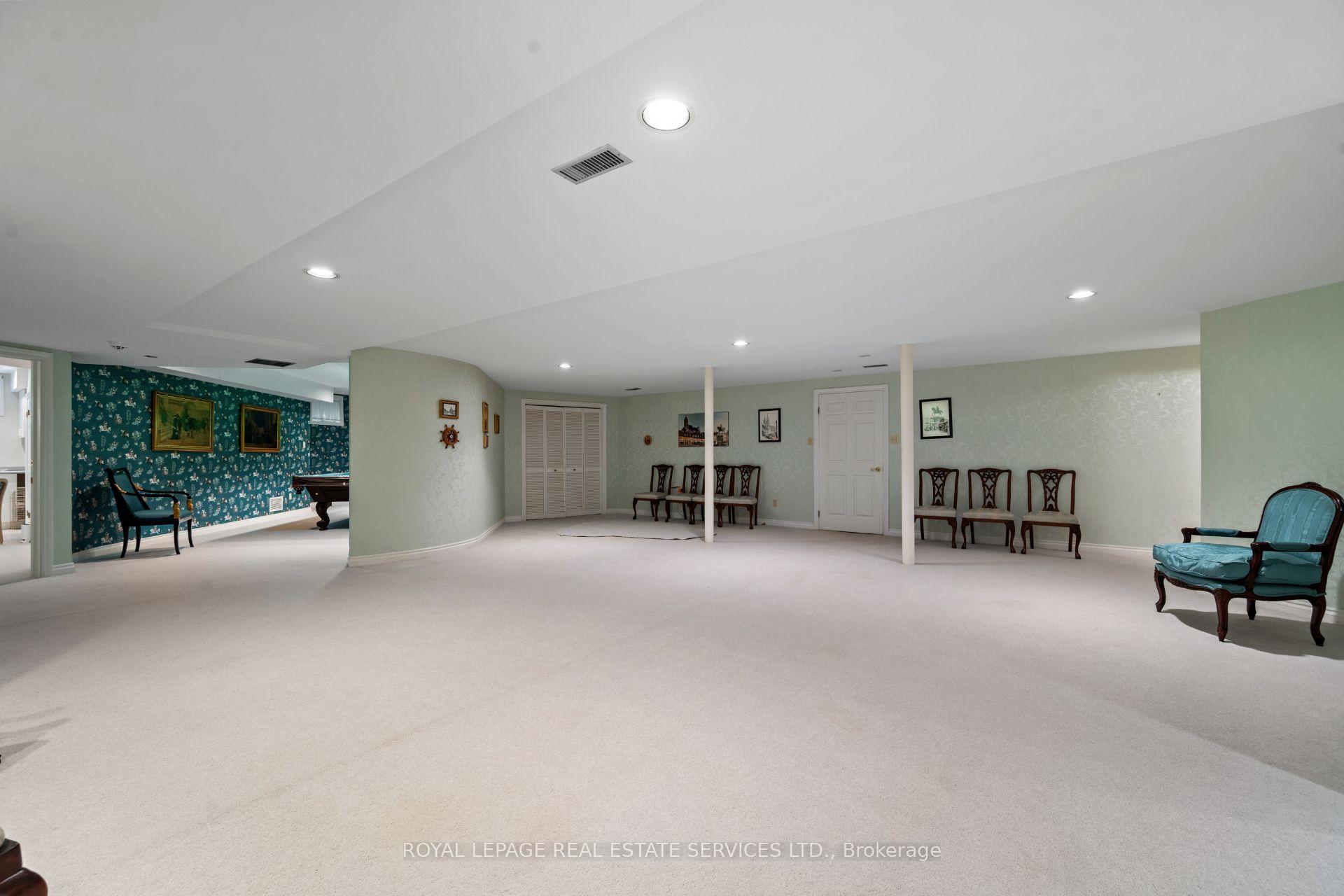 Photo 34 of 7 The Green Pines, Etobicoke, Markland Wood — HOMEH