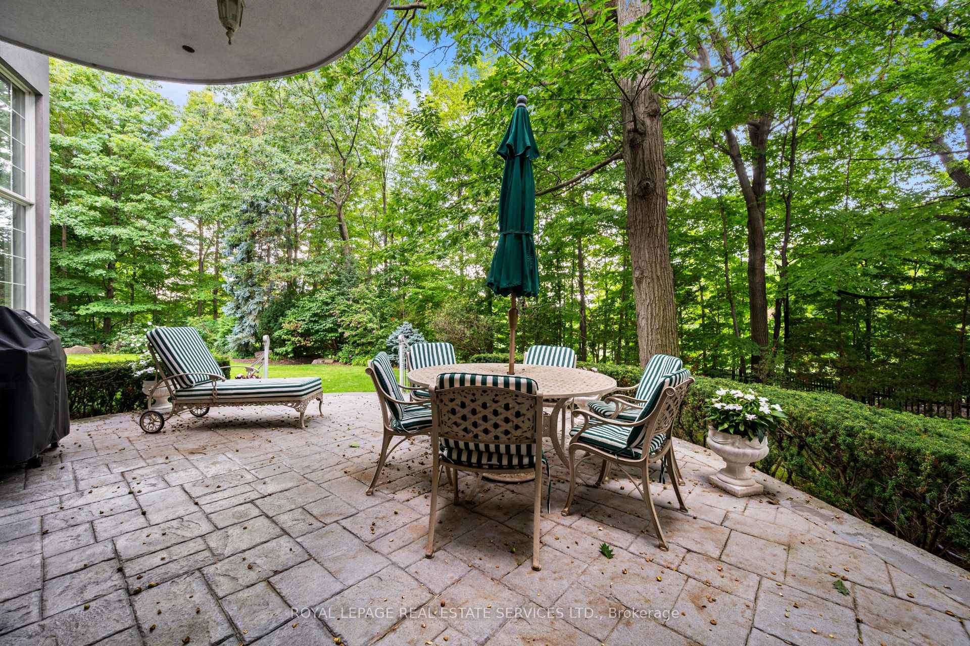 Photo 44 of 7 The Green Pines, Etobicoke, Markland Wood — HOMEH