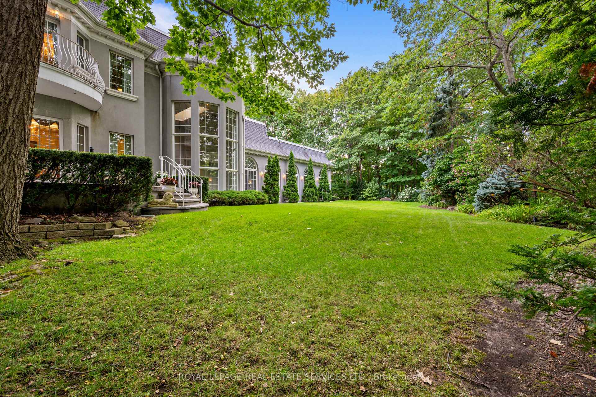Photo 46 of 7 The Green Pines, Etobicoke, Markland Wood — HOMEH