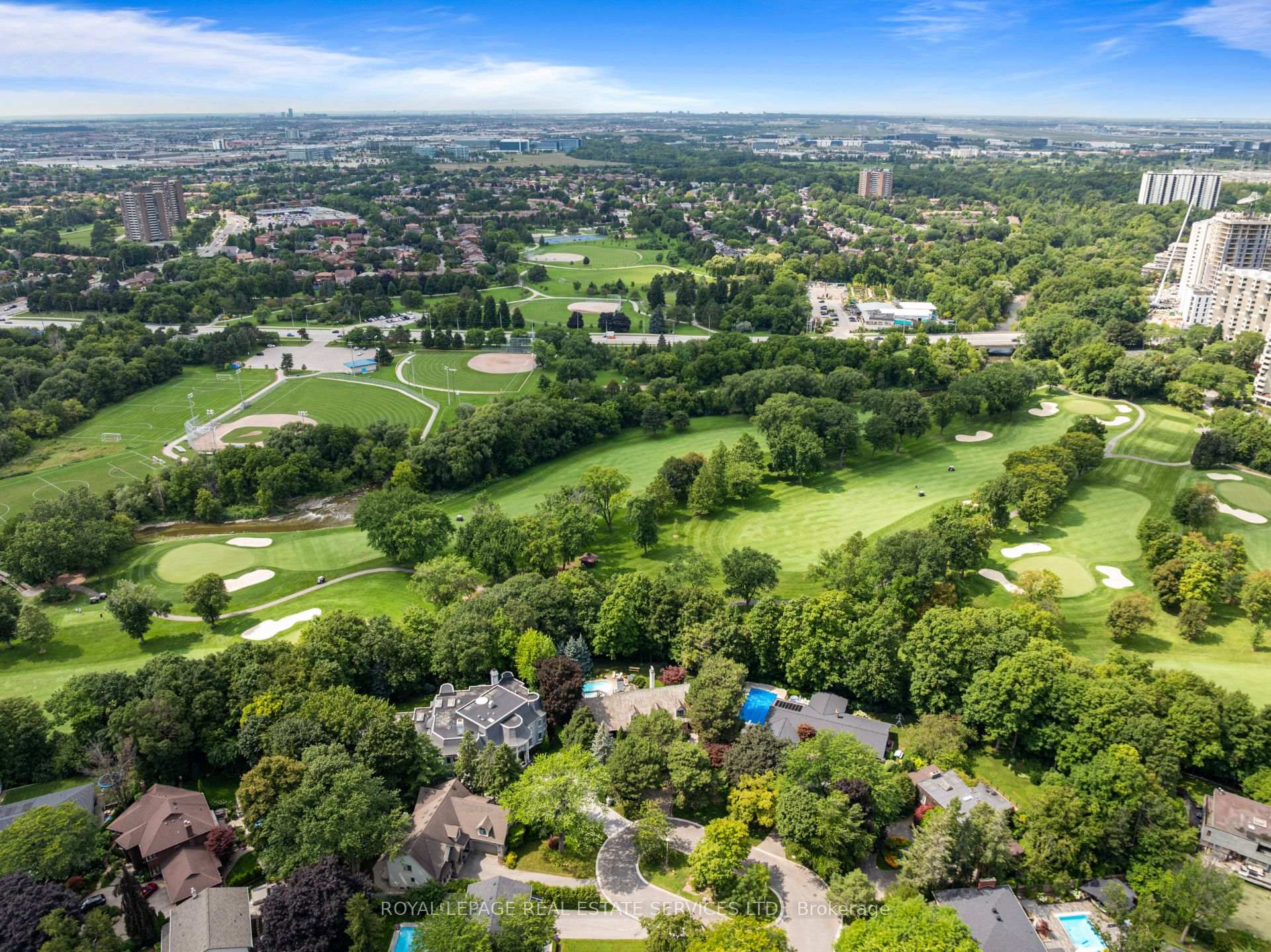 Photo 49 of 7 The Green Pines, Etobicoke, Markland Wood — HOMEH