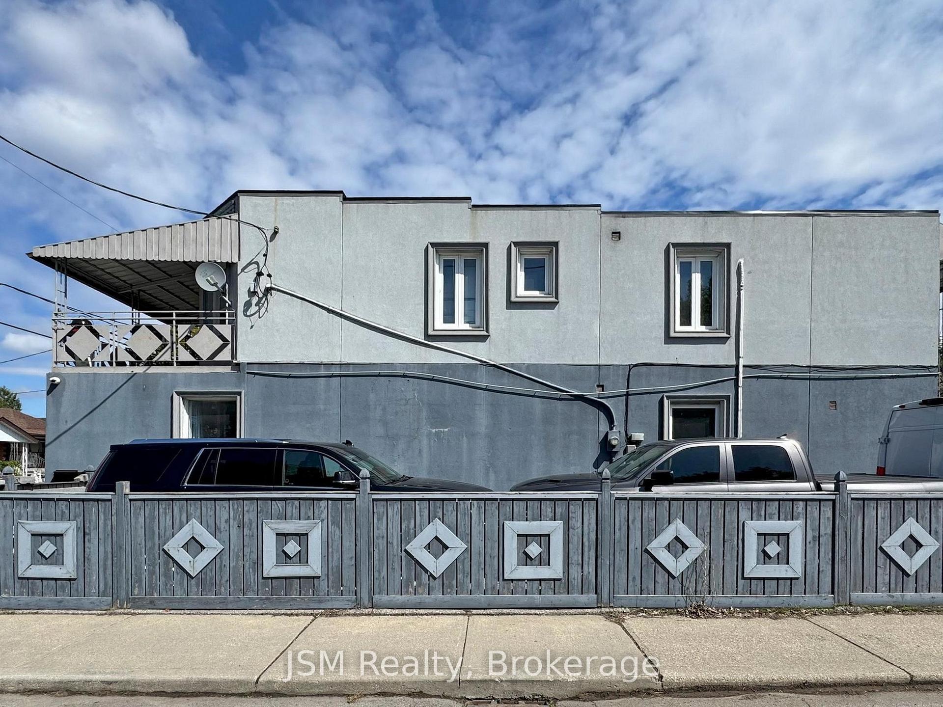 Photo 18 of Unit Main, 479 Westmount Avenue, Toronto, Oakwood Village — HOMEH