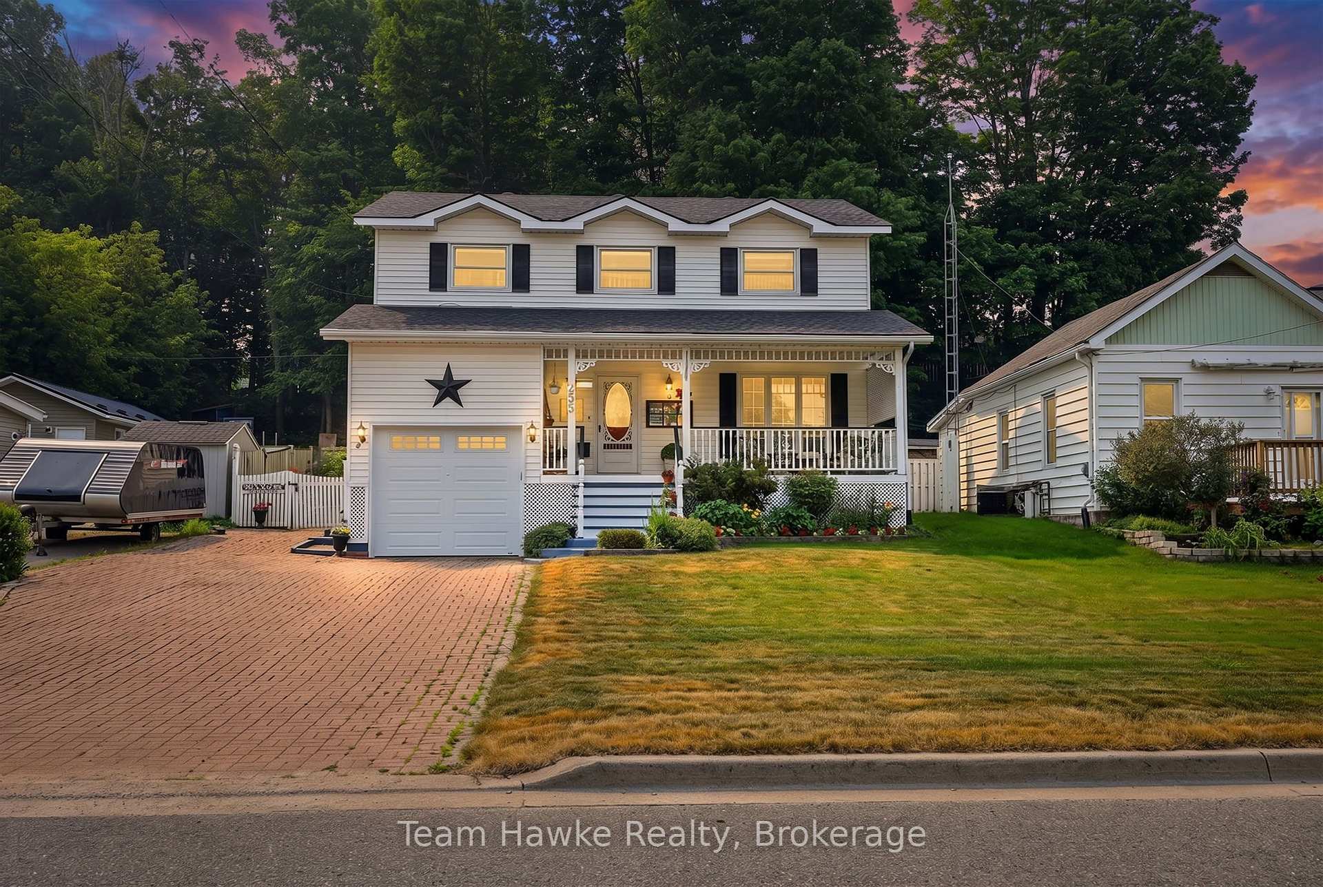 Photo of 255 Hanly Street