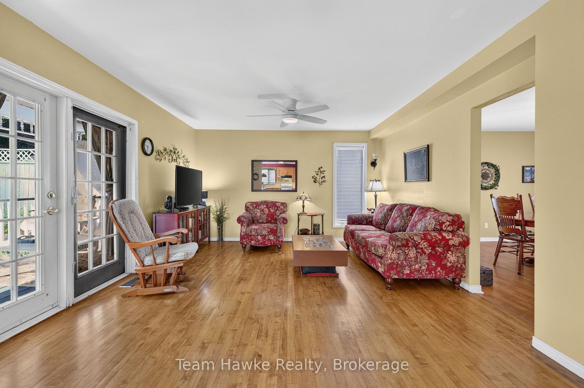 Photo 13 of 255 Hanly Street, Midland — HOMEH